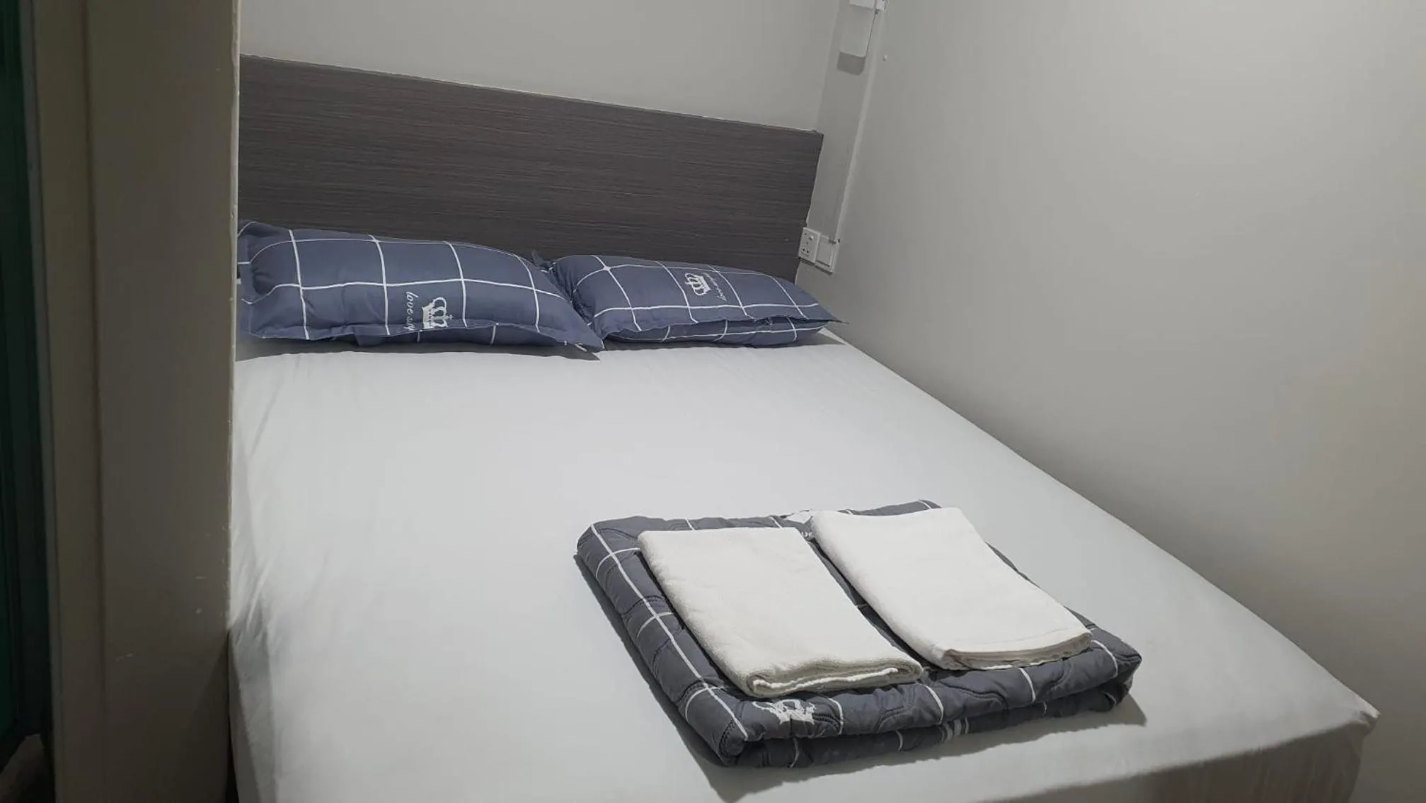 Bedroom, Bed in Haising Hotel