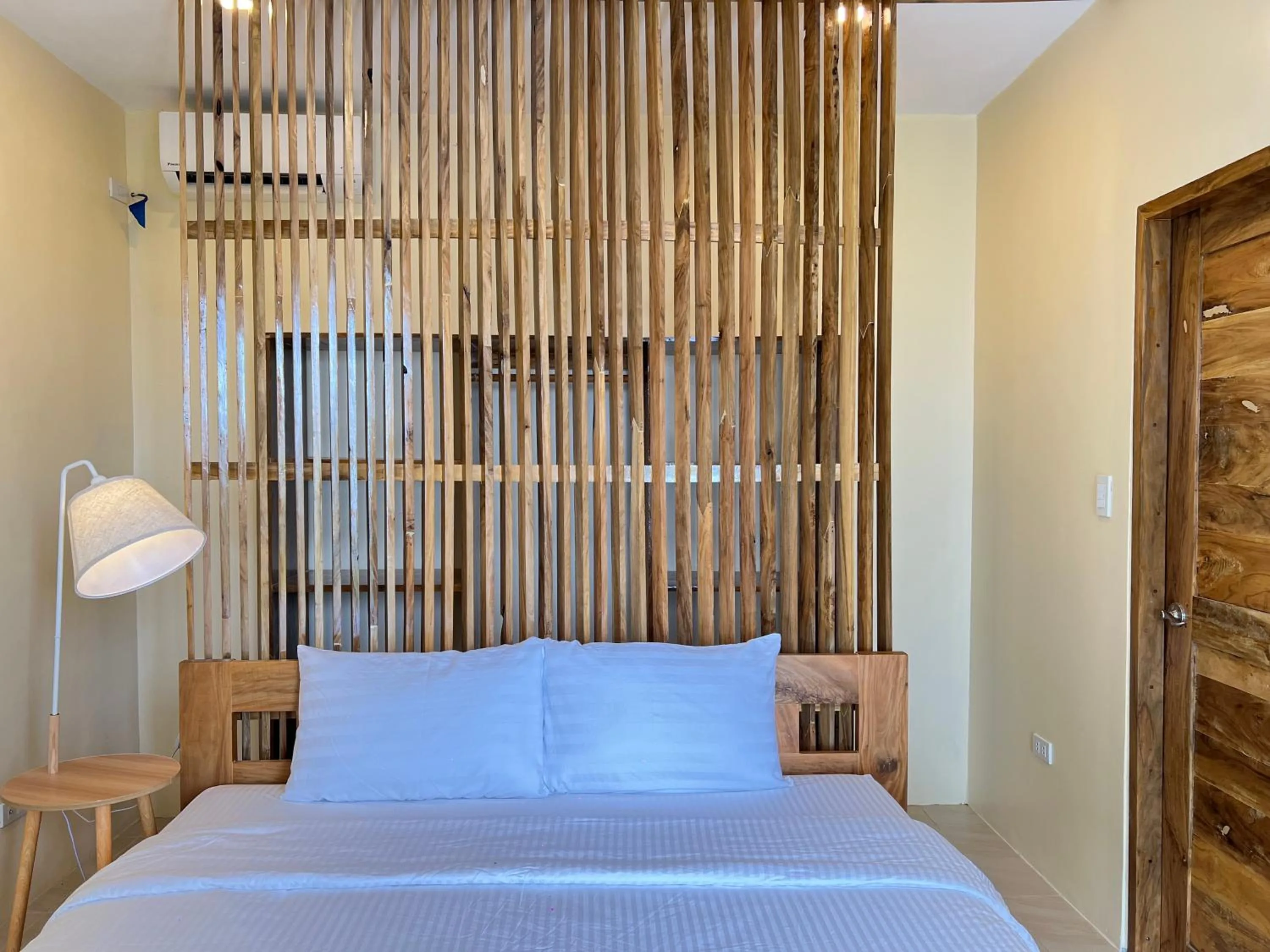 Guests, Bed in Antique Amor Bungalows & Villas