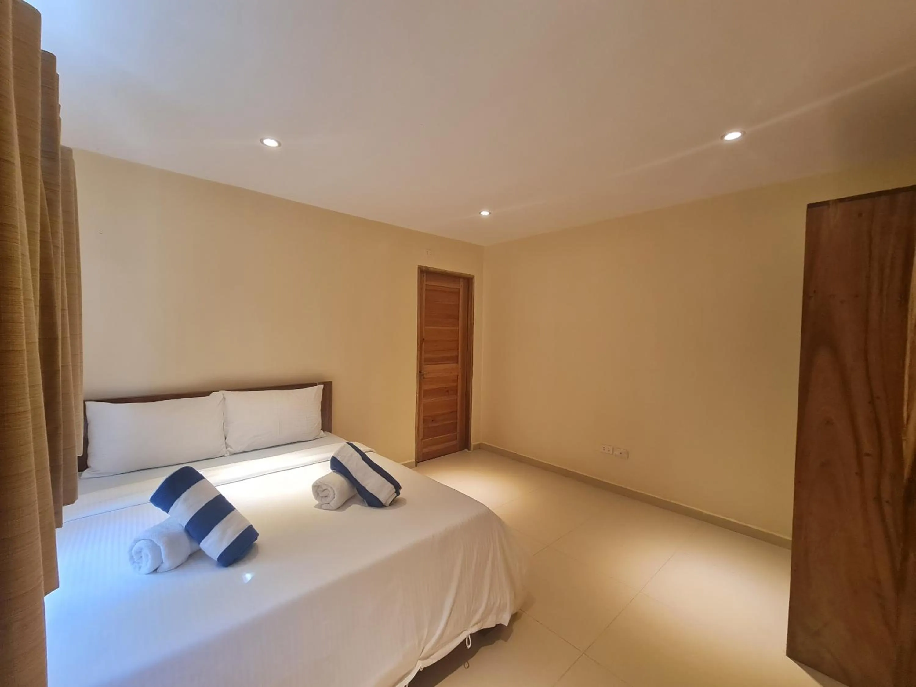 Bedroom, Bed in Antique Amor Bungalows & Villas