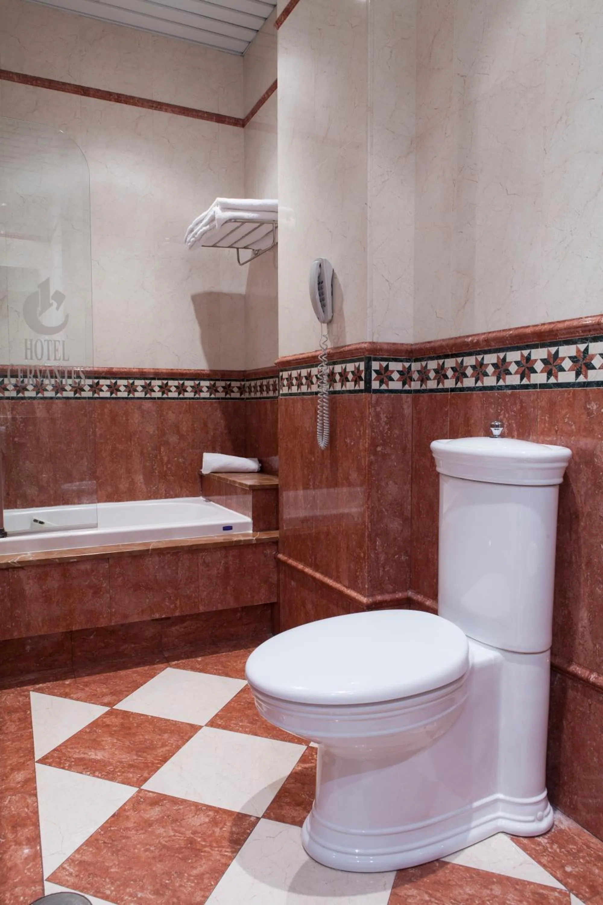 Bathroom in Hotel Cervantes