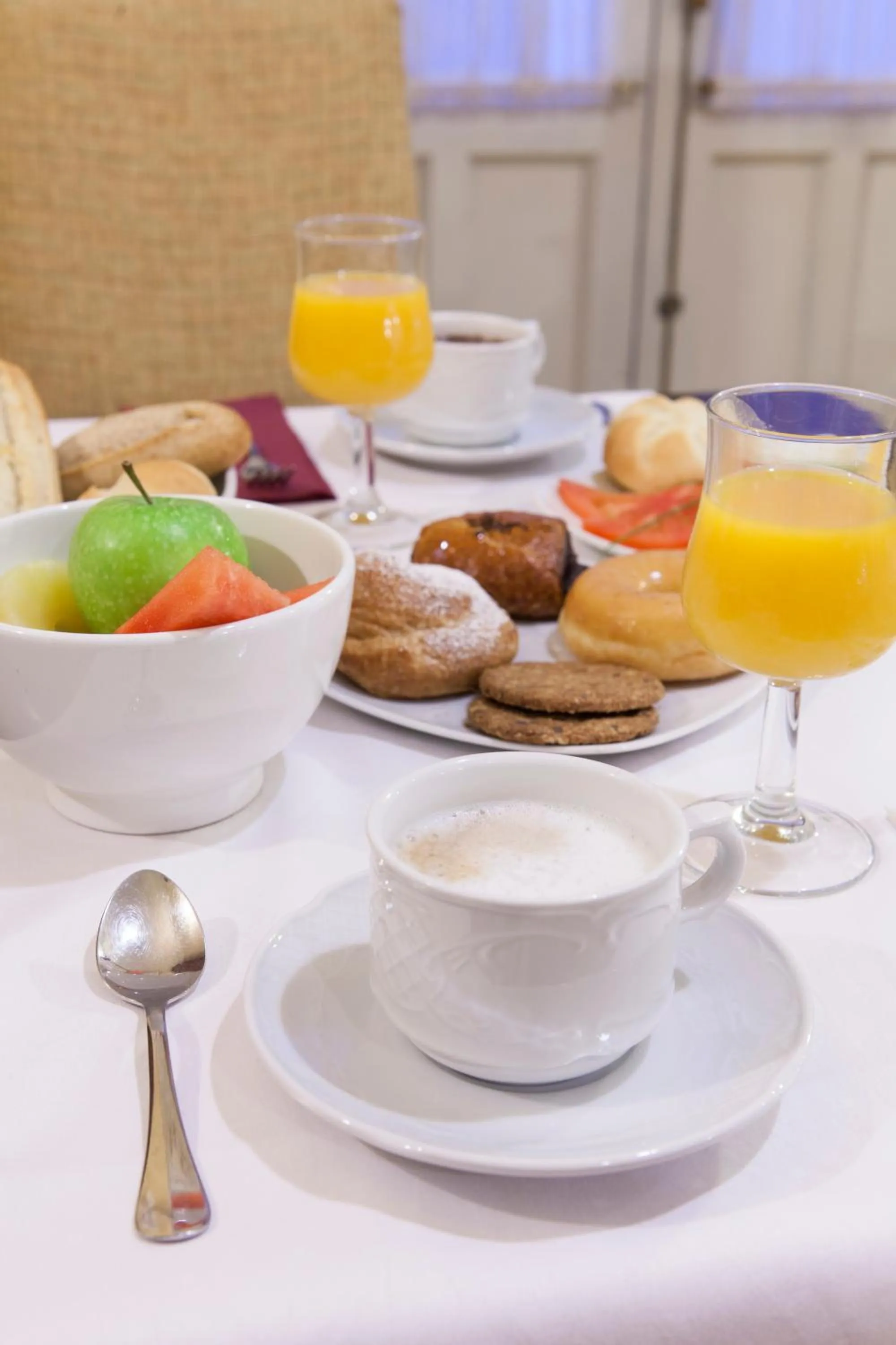 Buffet breakfast in Hotel Cervantes