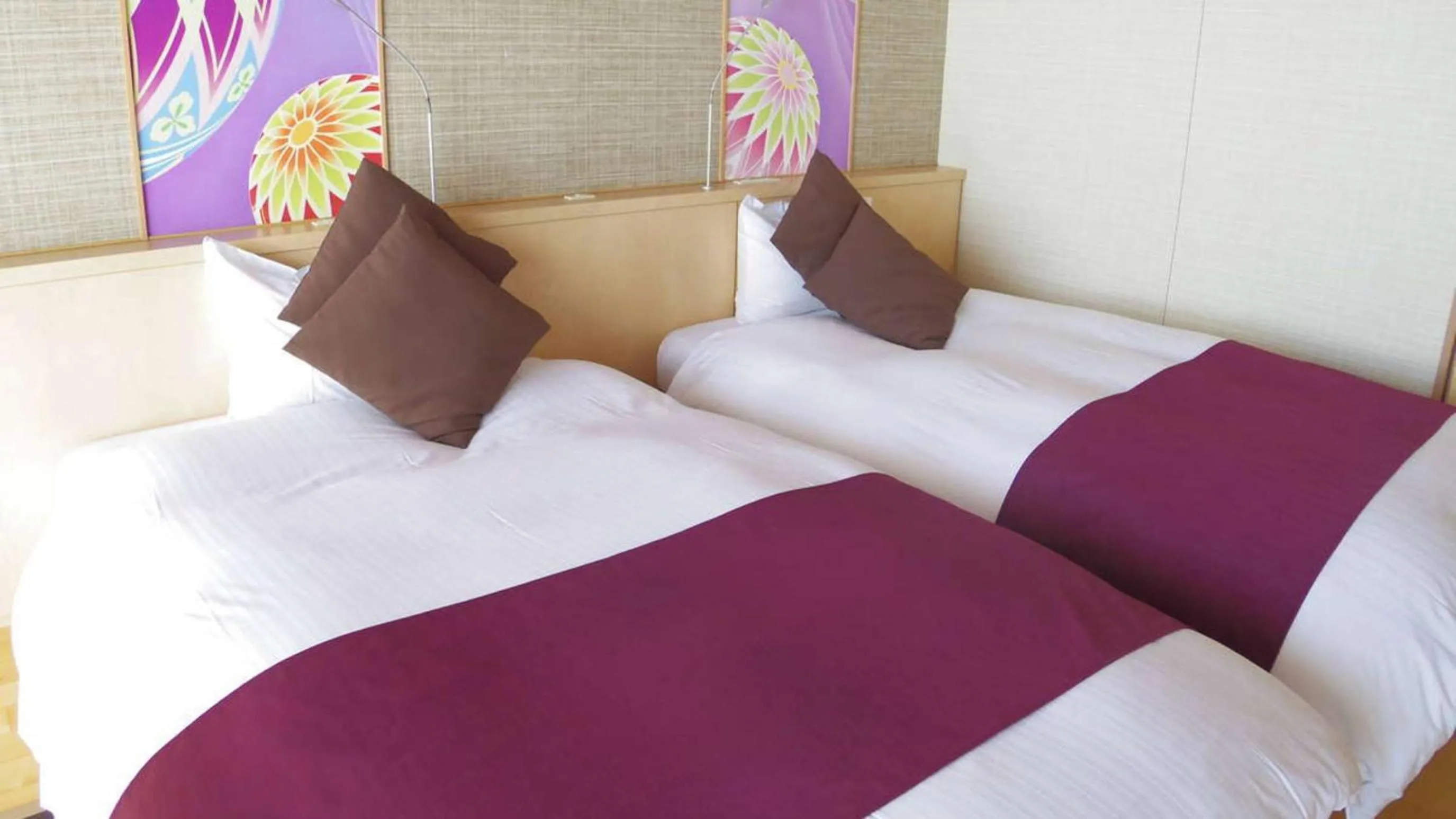 Bed in Kyukamura Kishu-Kada