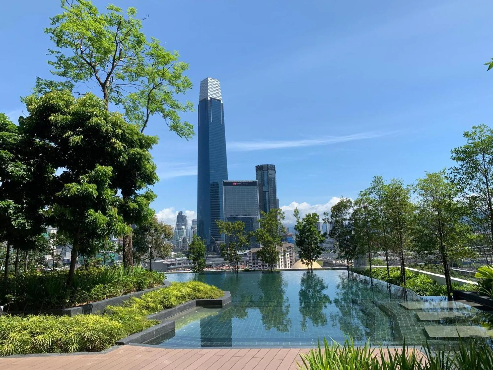 Pool view in Continew Residence by Shuen