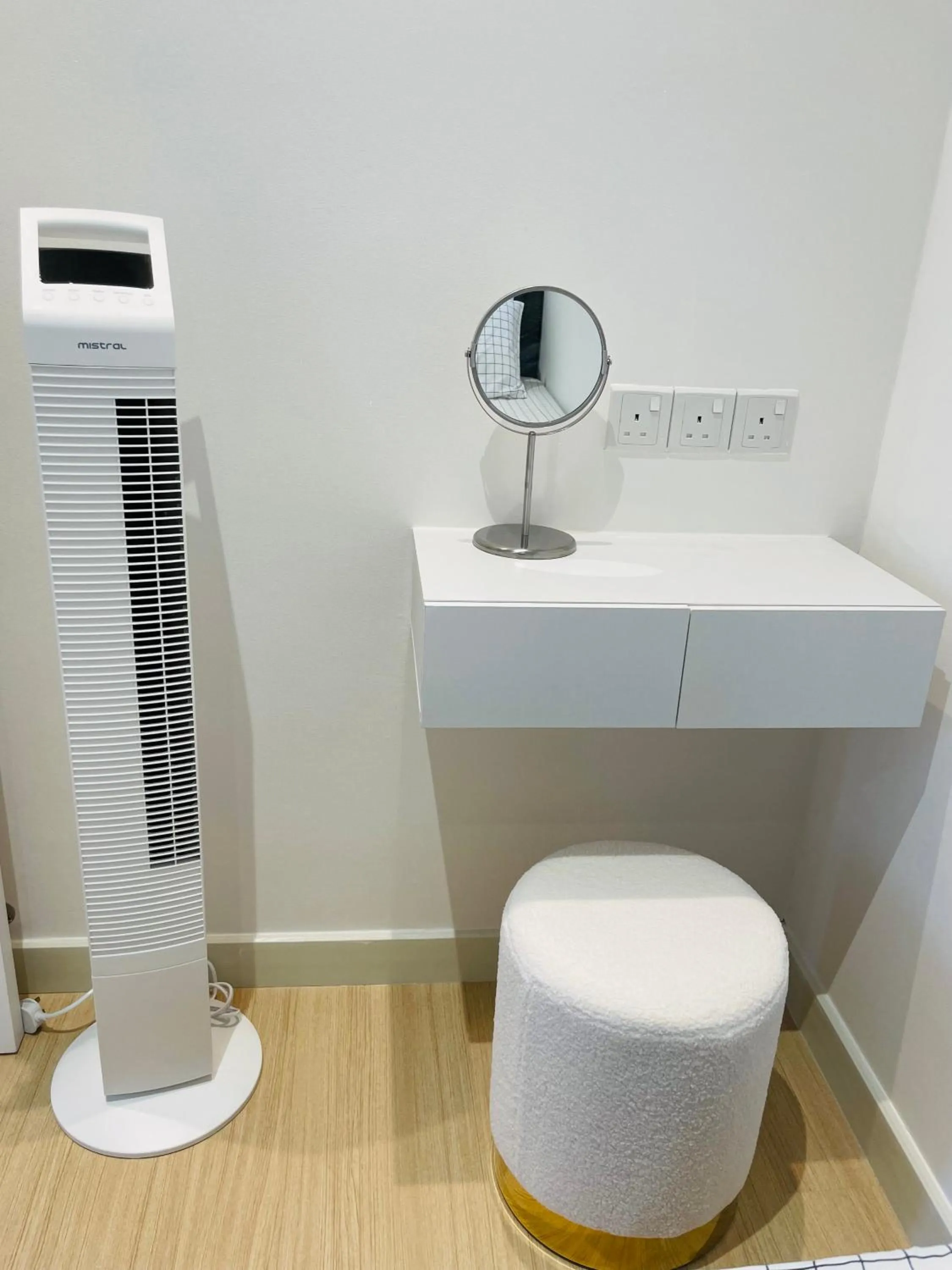 Bedroom in Continew Residence by Shuen