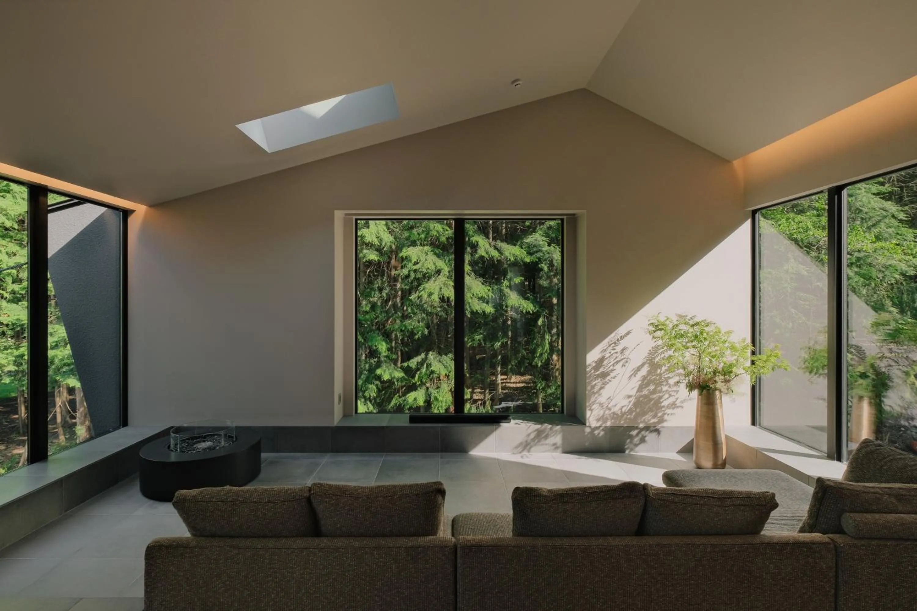 Living room in hotel norm air