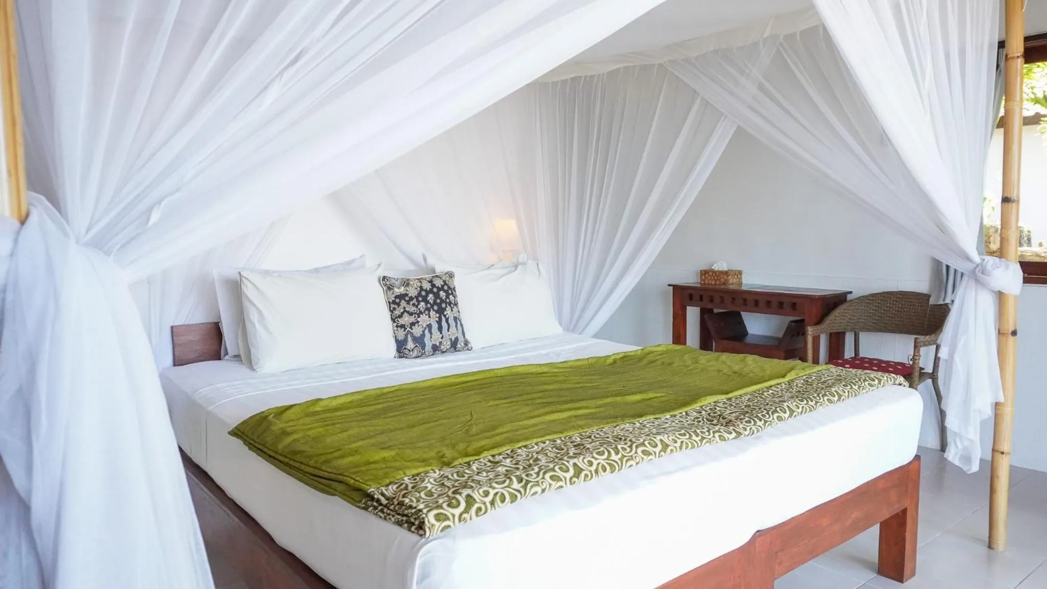 Property building, Bed in Anda Amed Villas & Spa