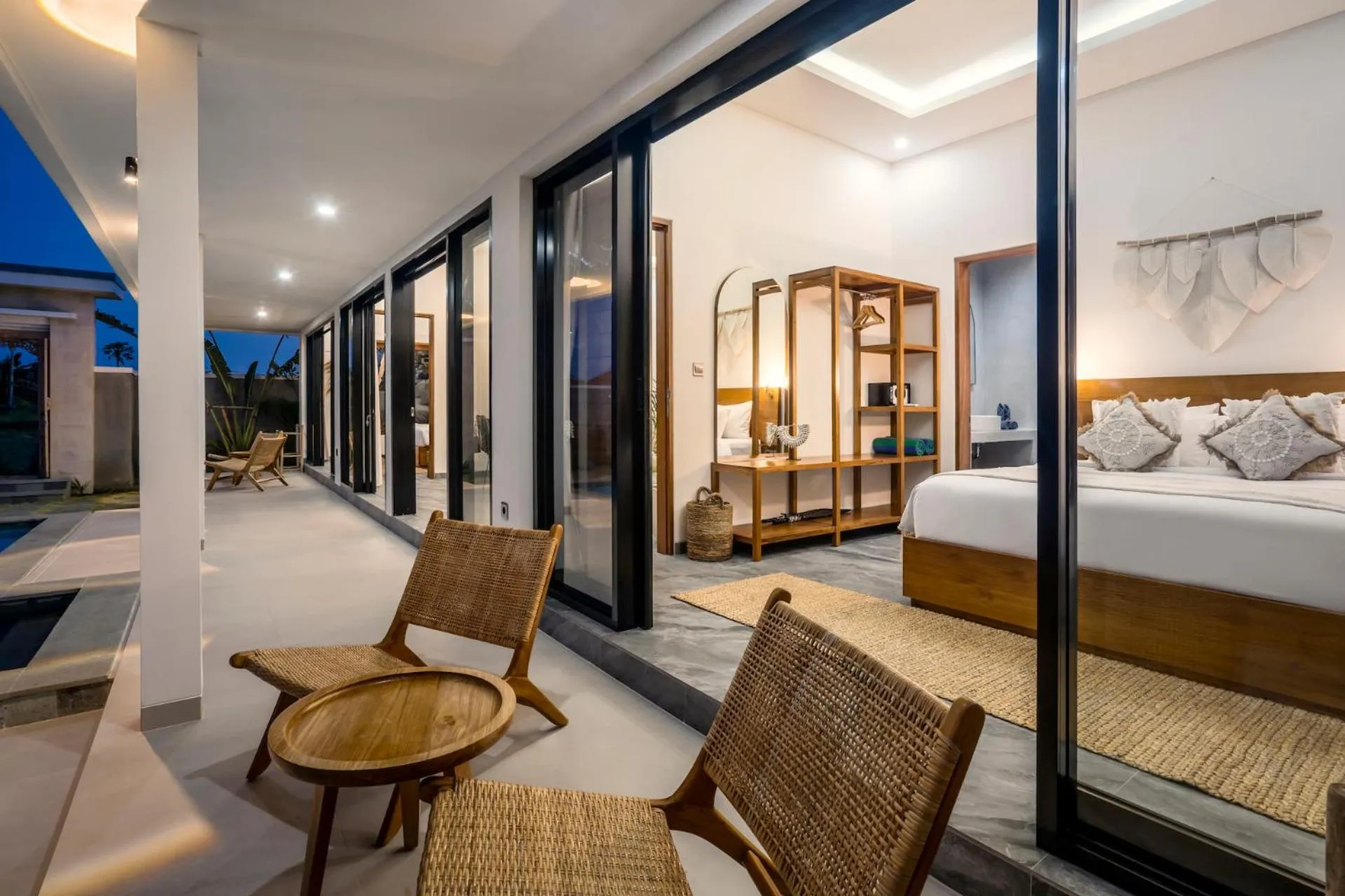 Seating area, Bed in Villa Grateful by Alfred in Bali