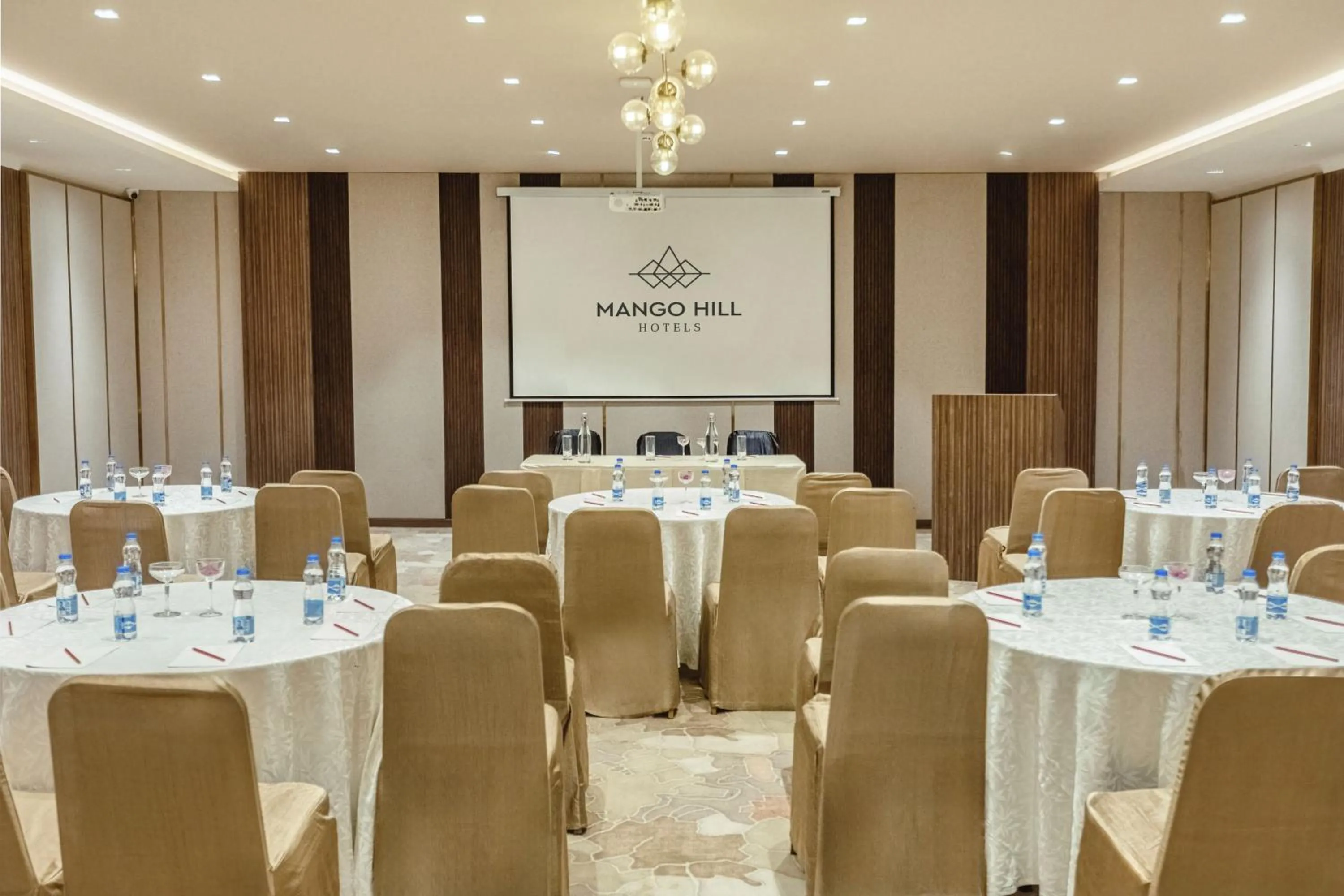 Banquet/Function facilities in Mango Hill Central Chennai
