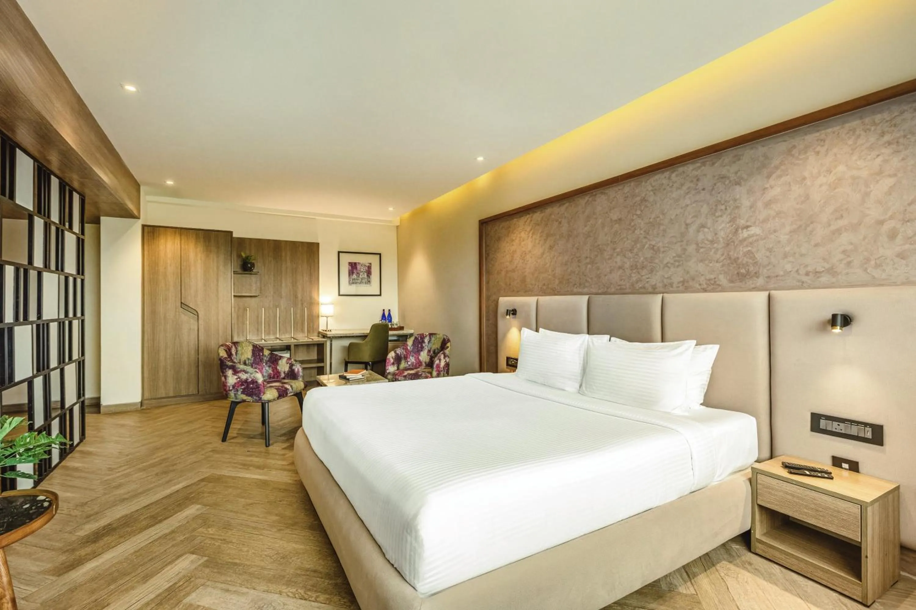 Bed in Mango Hill Central Chennai