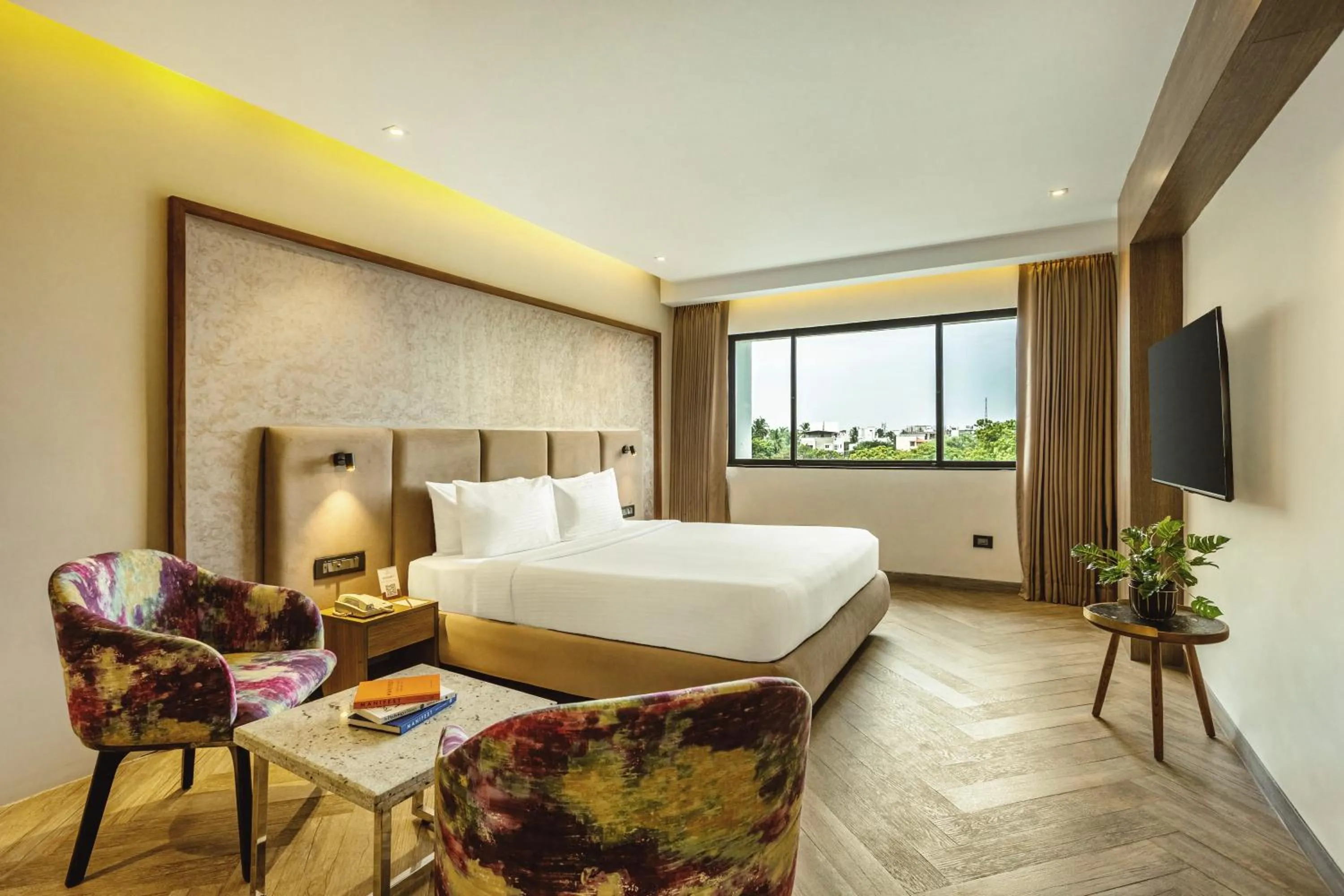 Bedroom, Bed in Mango Hill Central Chennai