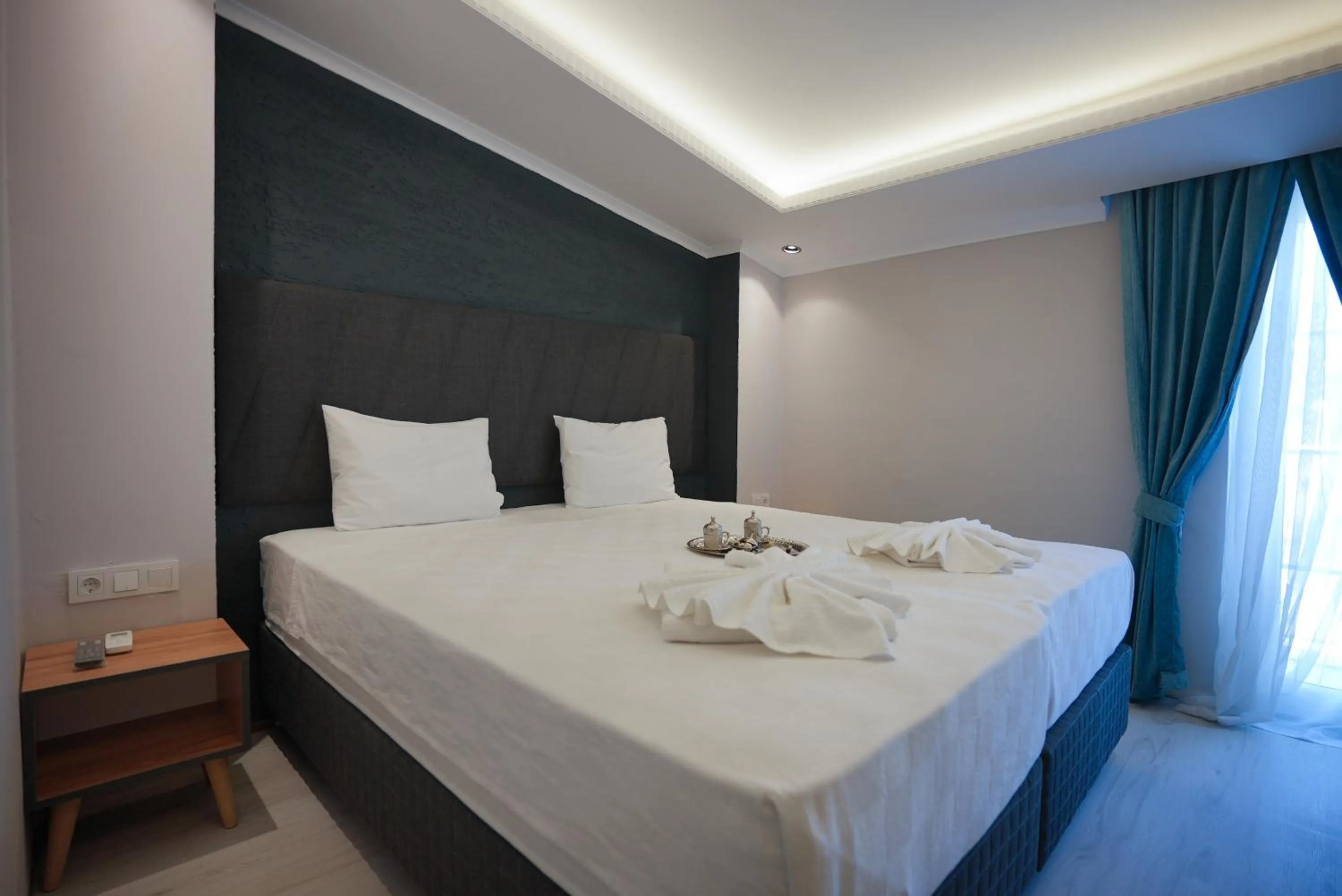 Photo of the whole room, Bed in Nar 15 Boutique