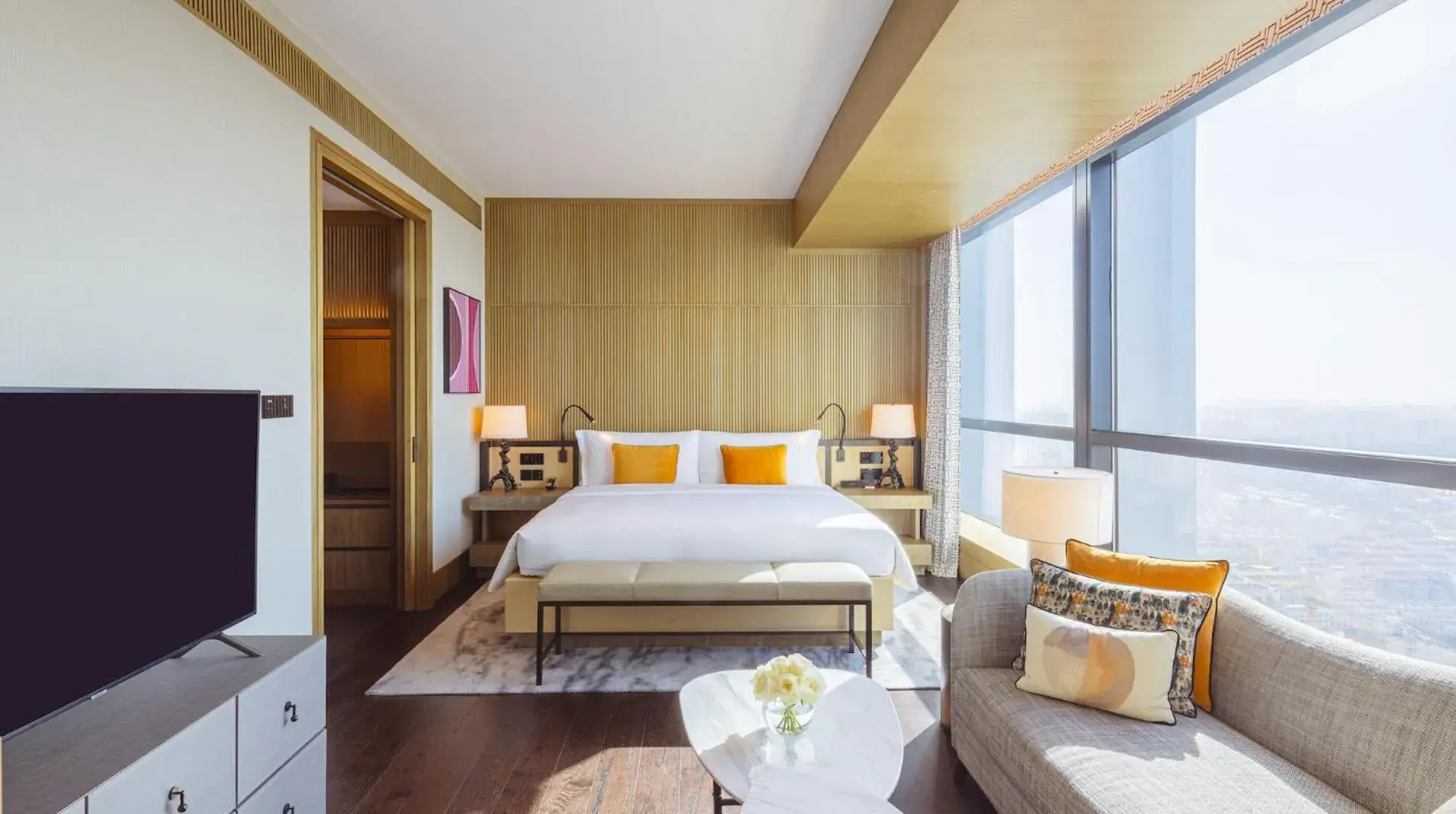 Deluxe King Room in MGM Shanghai West Bund Deluxe King Room in MGM Shanghai West Bund