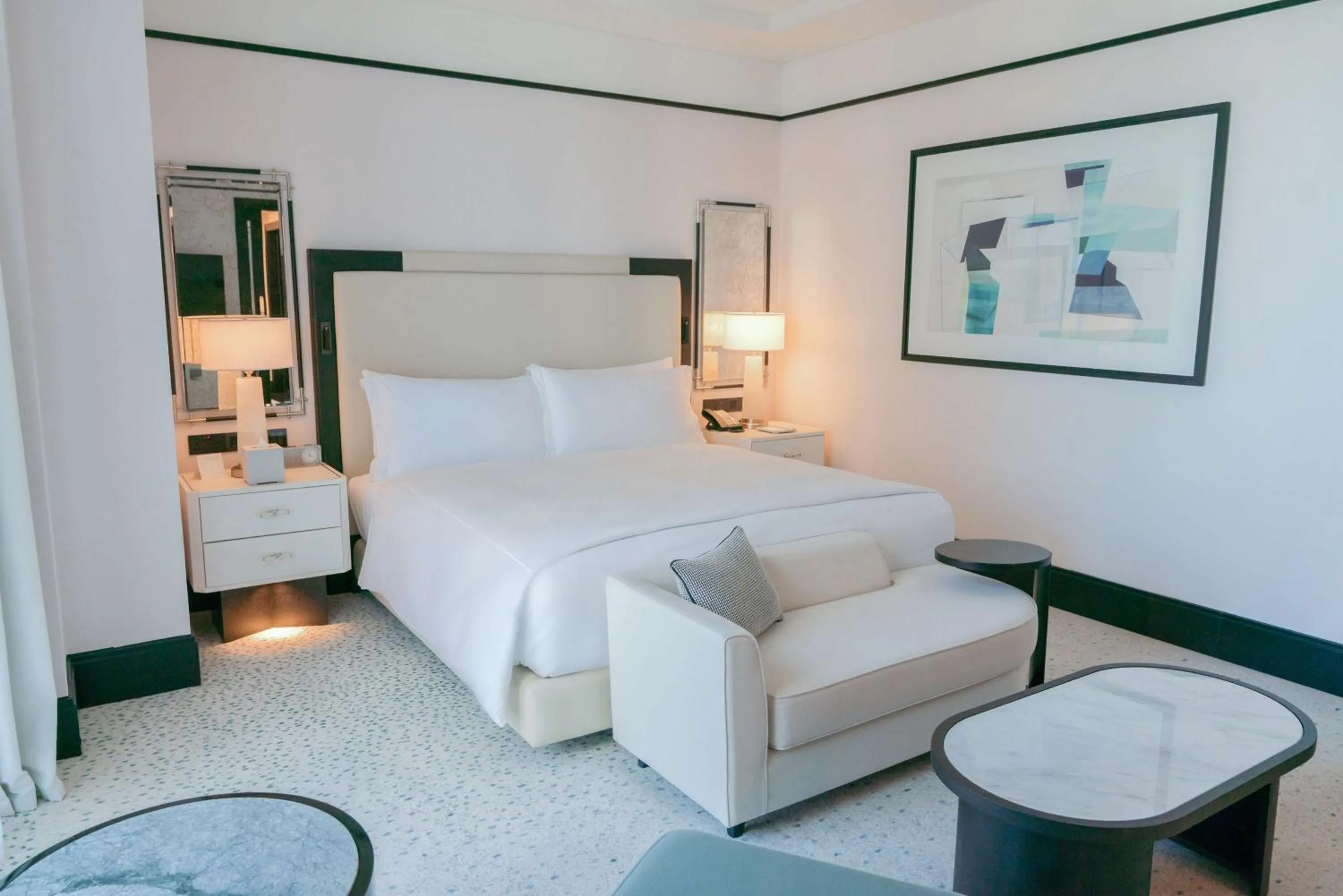 Photo of the whole room, Bed in Waldorf Astoria Doha West Bay