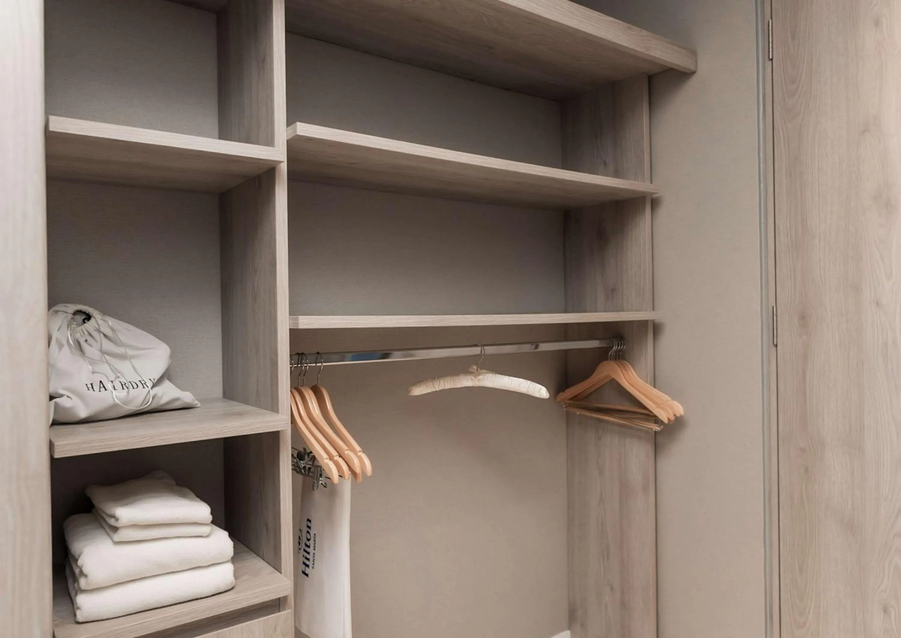 Photo of the whole room in Hilton Santa Marta