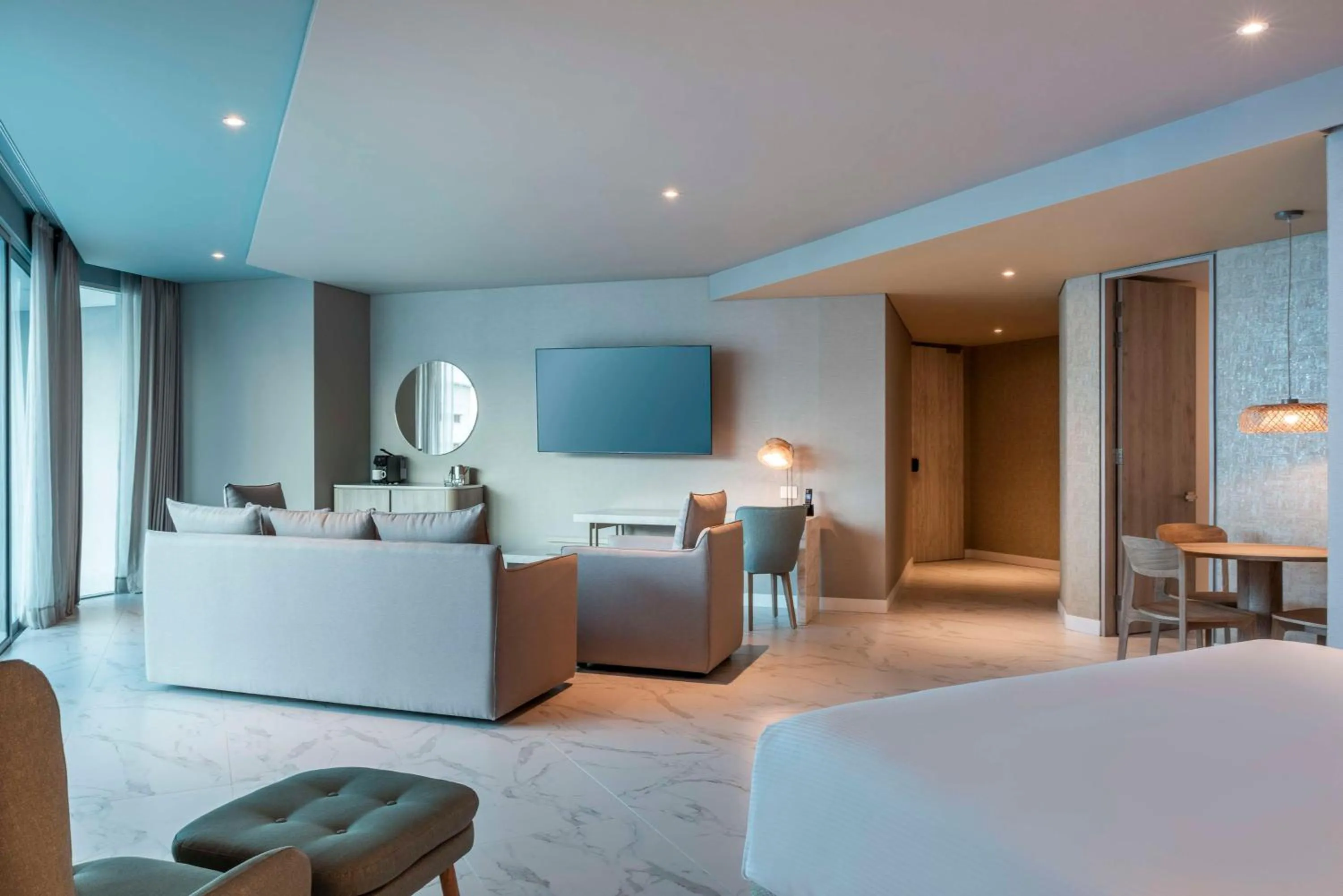 Balcony/Terrace, Bed in Hilton Santa Marta