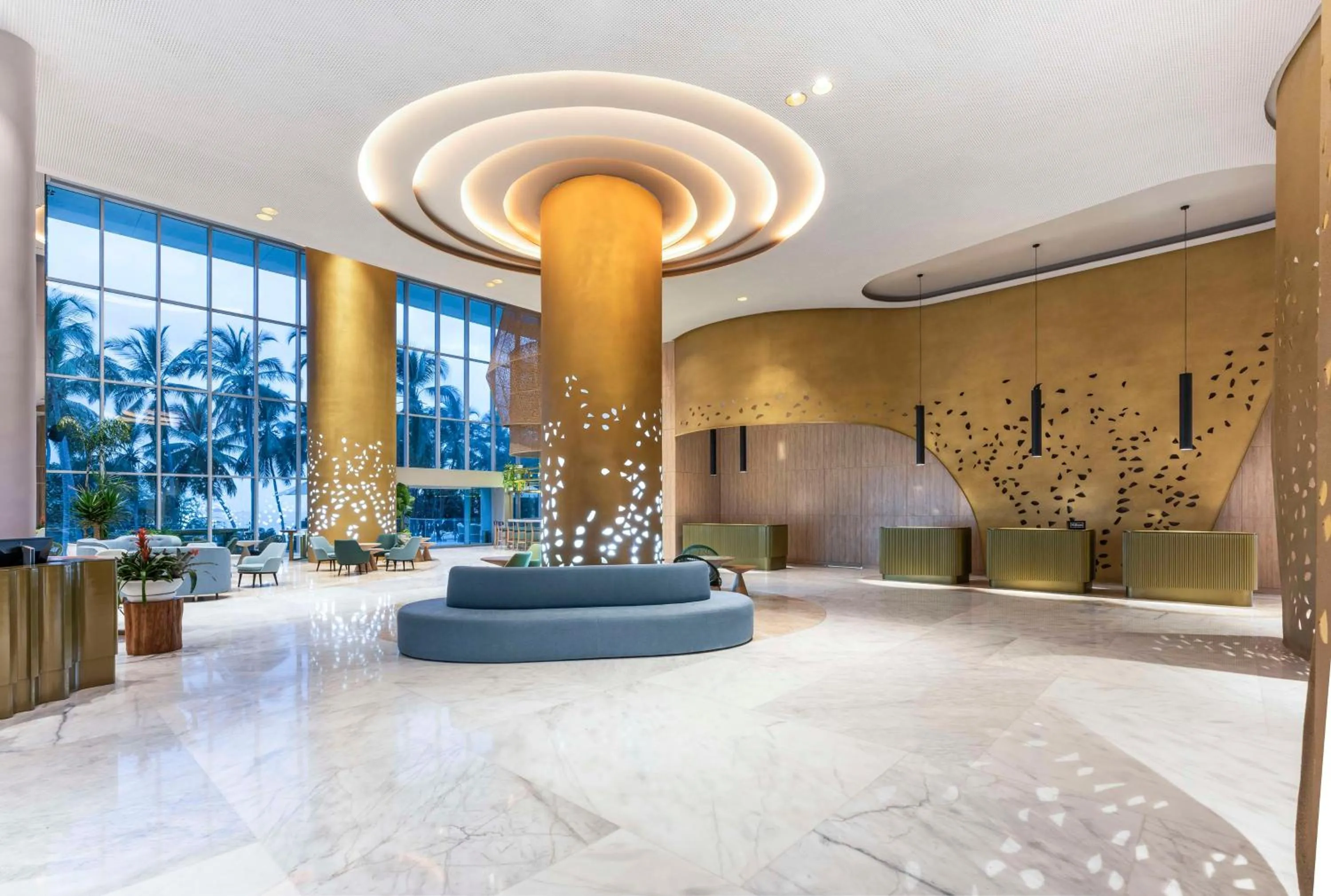 Lobby or reception in Hilton Santa Marta