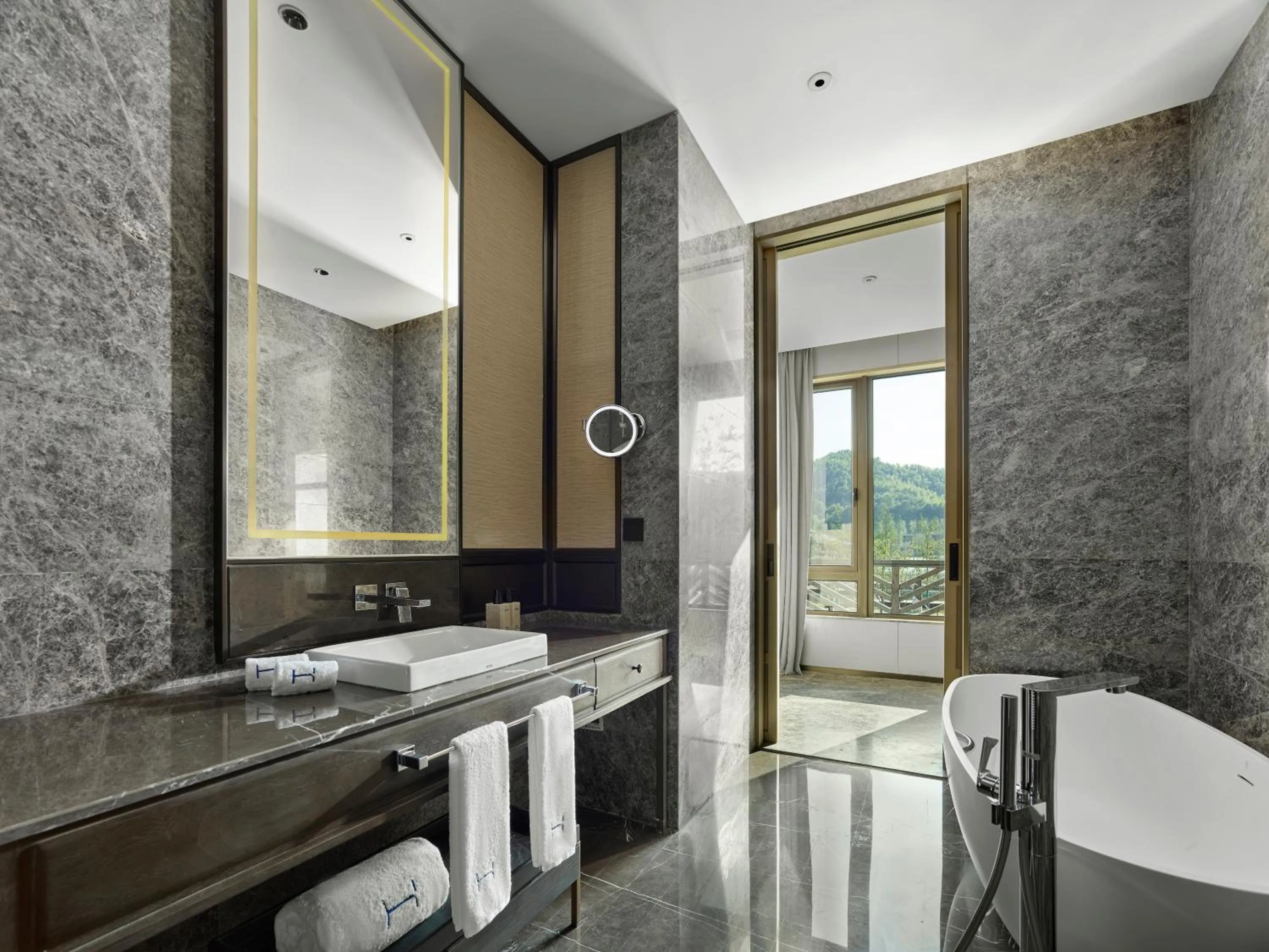 Bathroom in HOMM Huzhou Xisai Shan
