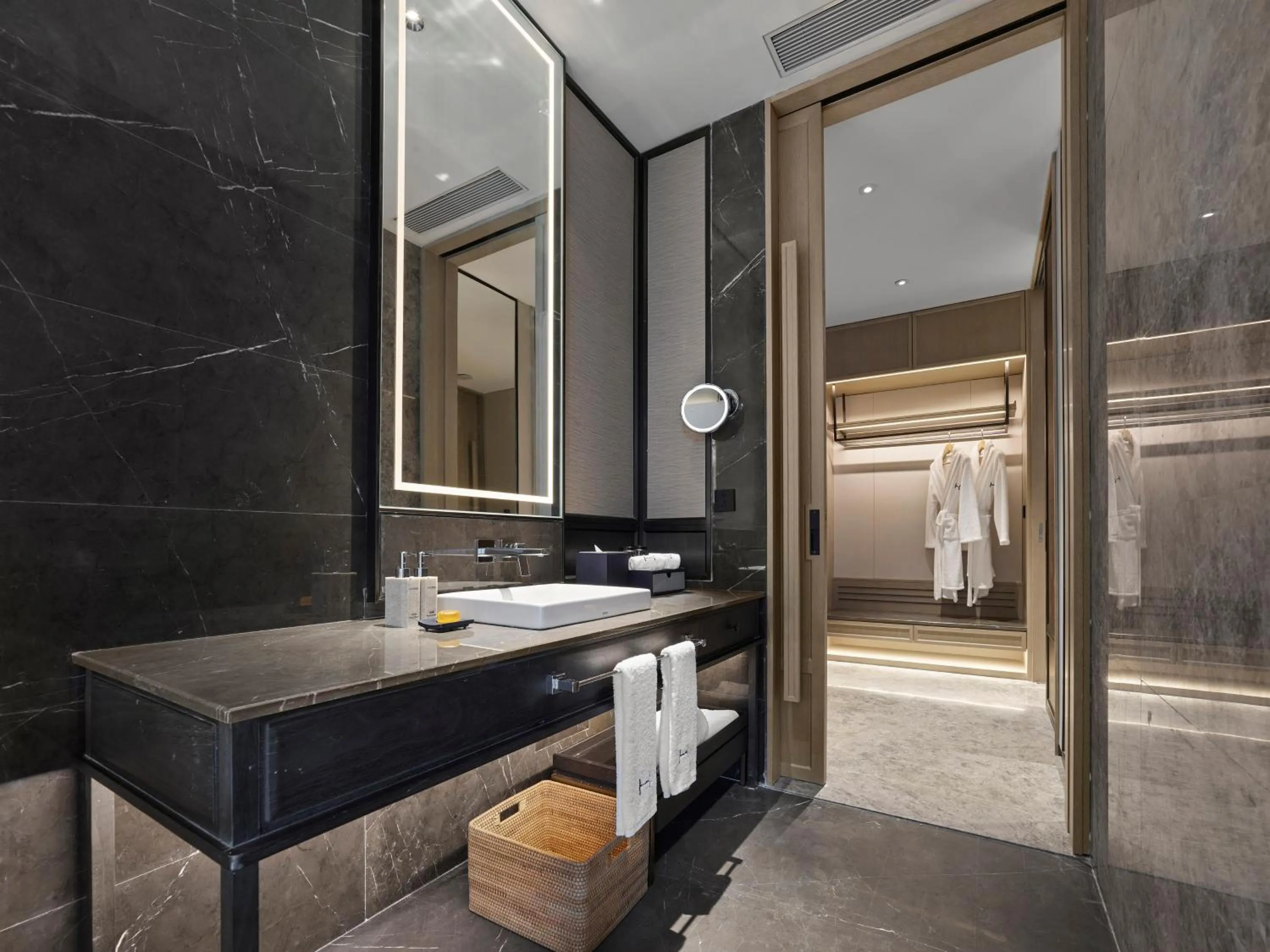 Bathroom in HOMM Huzhou Xisai Shan