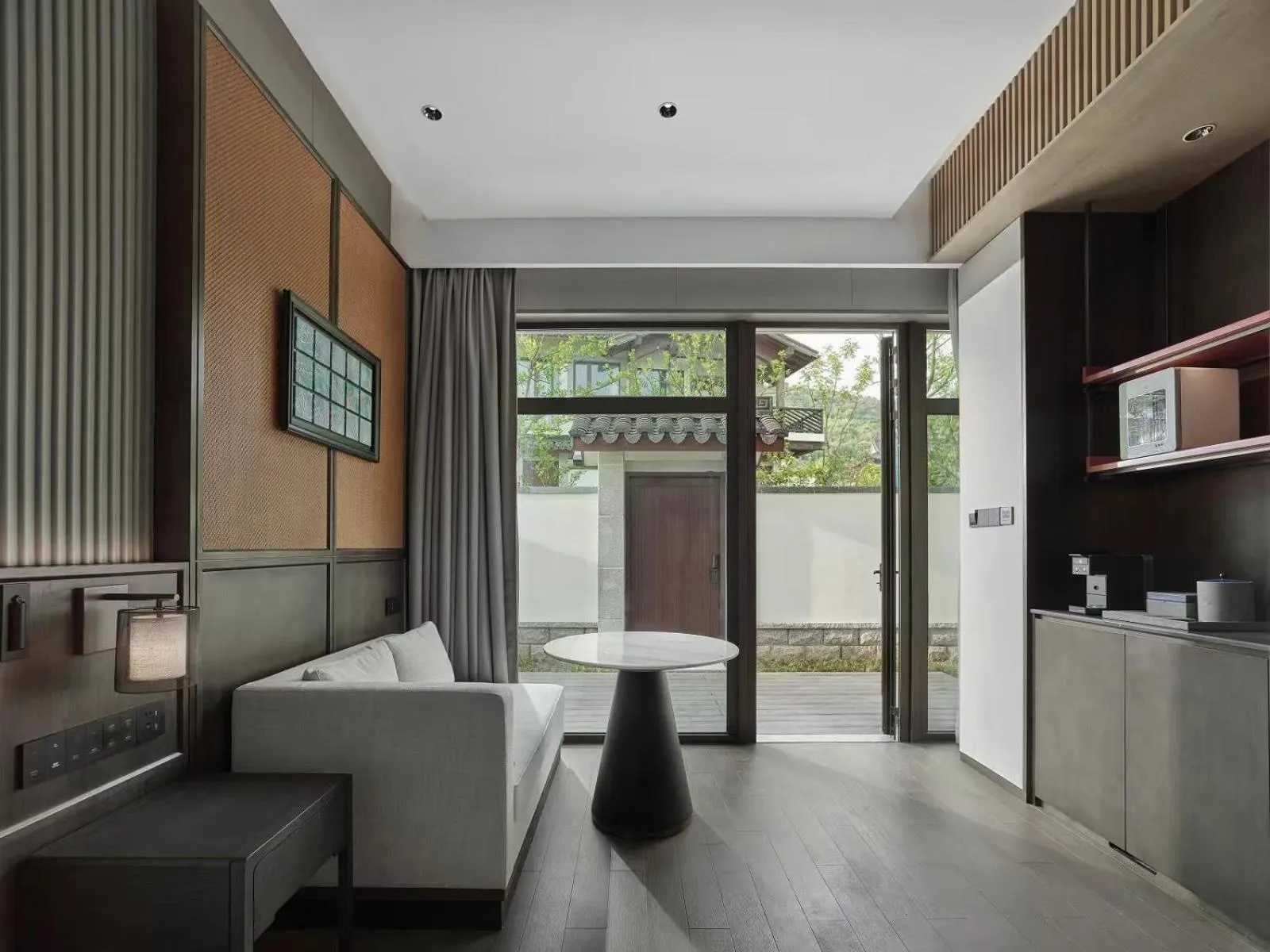 Living room, Bed in HOMM Huzhou Xisai Shan