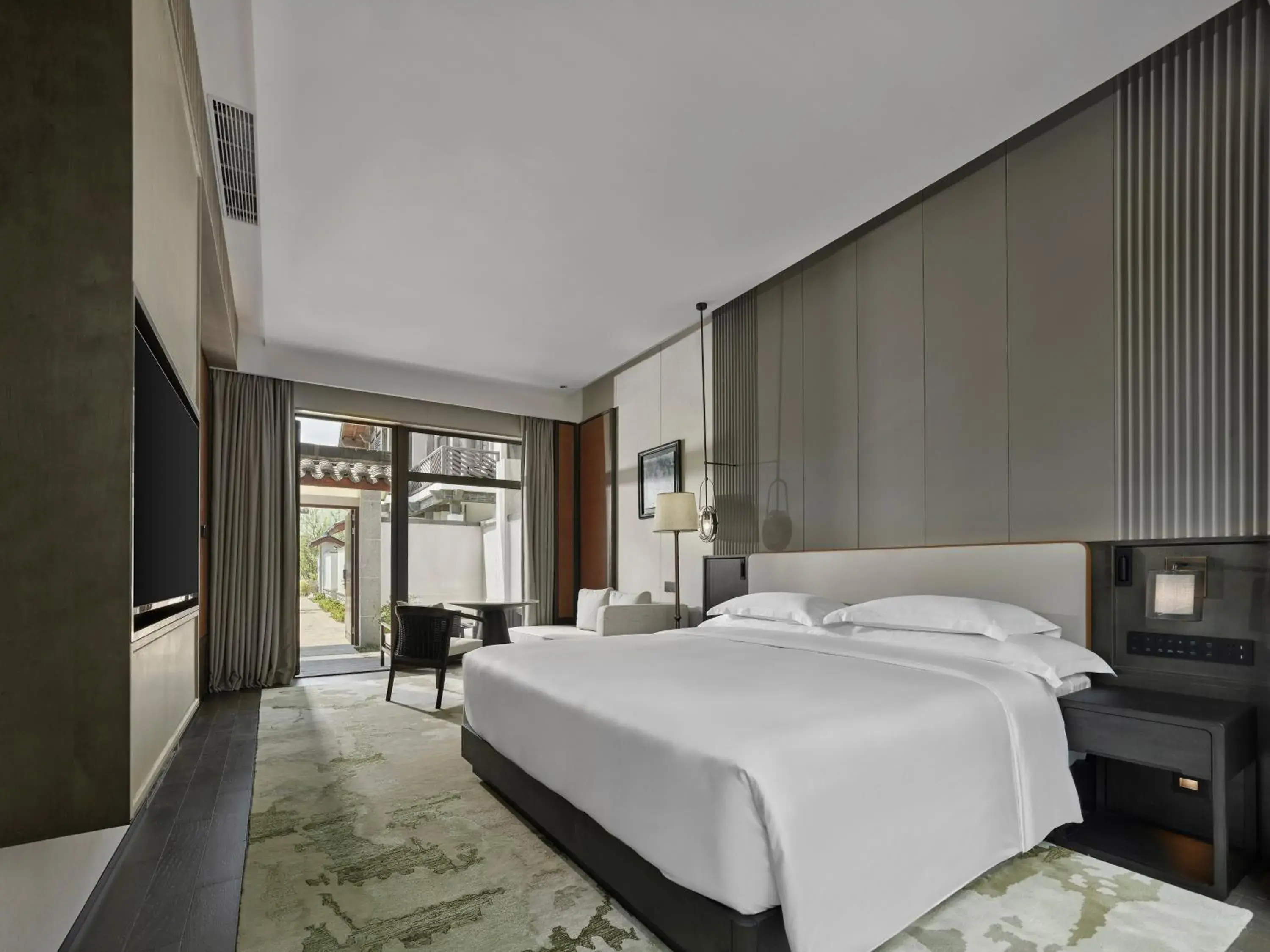 Garden View King Room in HOMM Huzhou Xisai Shan Garden View King Room in HOMM Huzhou Xisai Shan