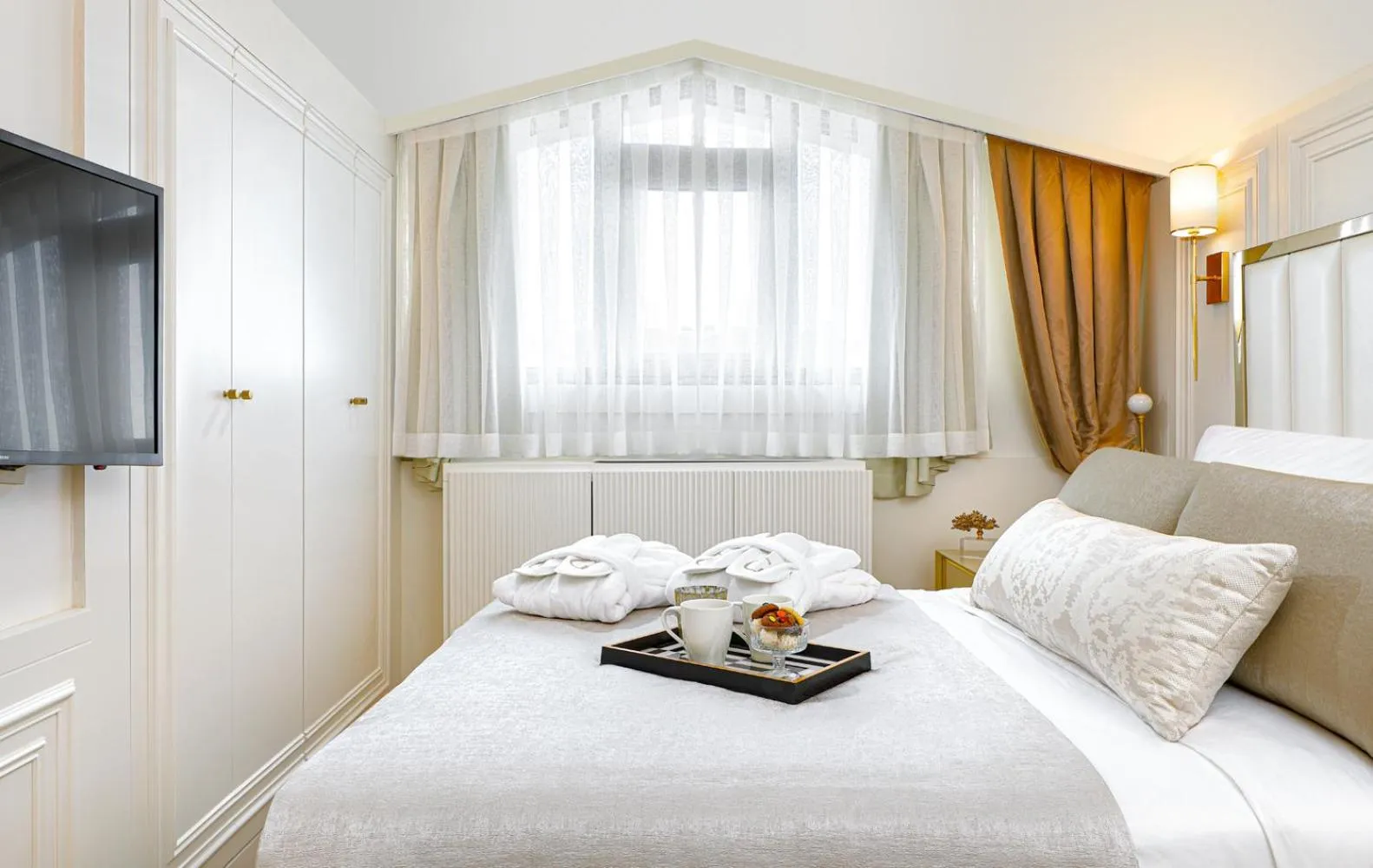 Bedroom, Bed in Ulus G Residences
