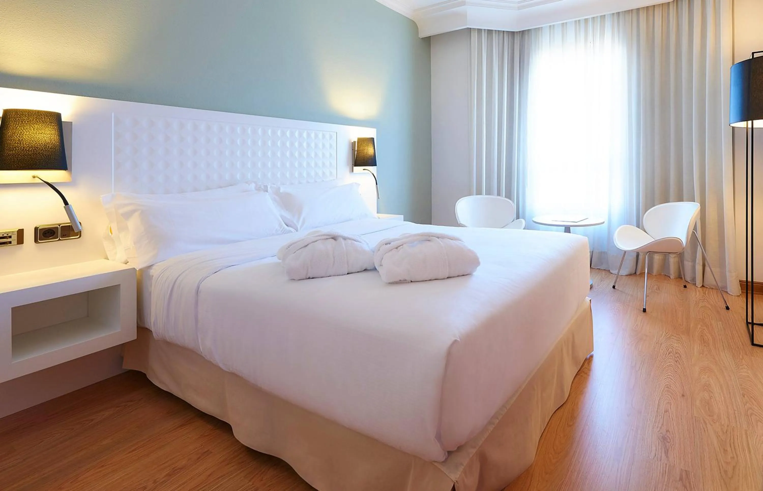 Bed in Hotel Vigo Los Galeones Affiliated by Meliá