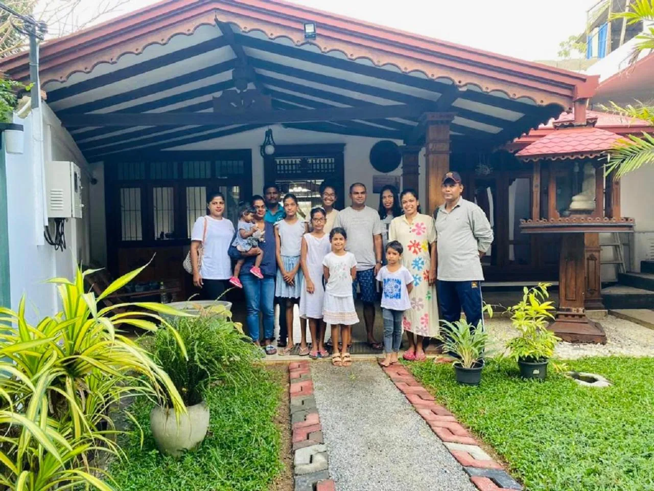 People in Heritage Villa Polonnaruwa