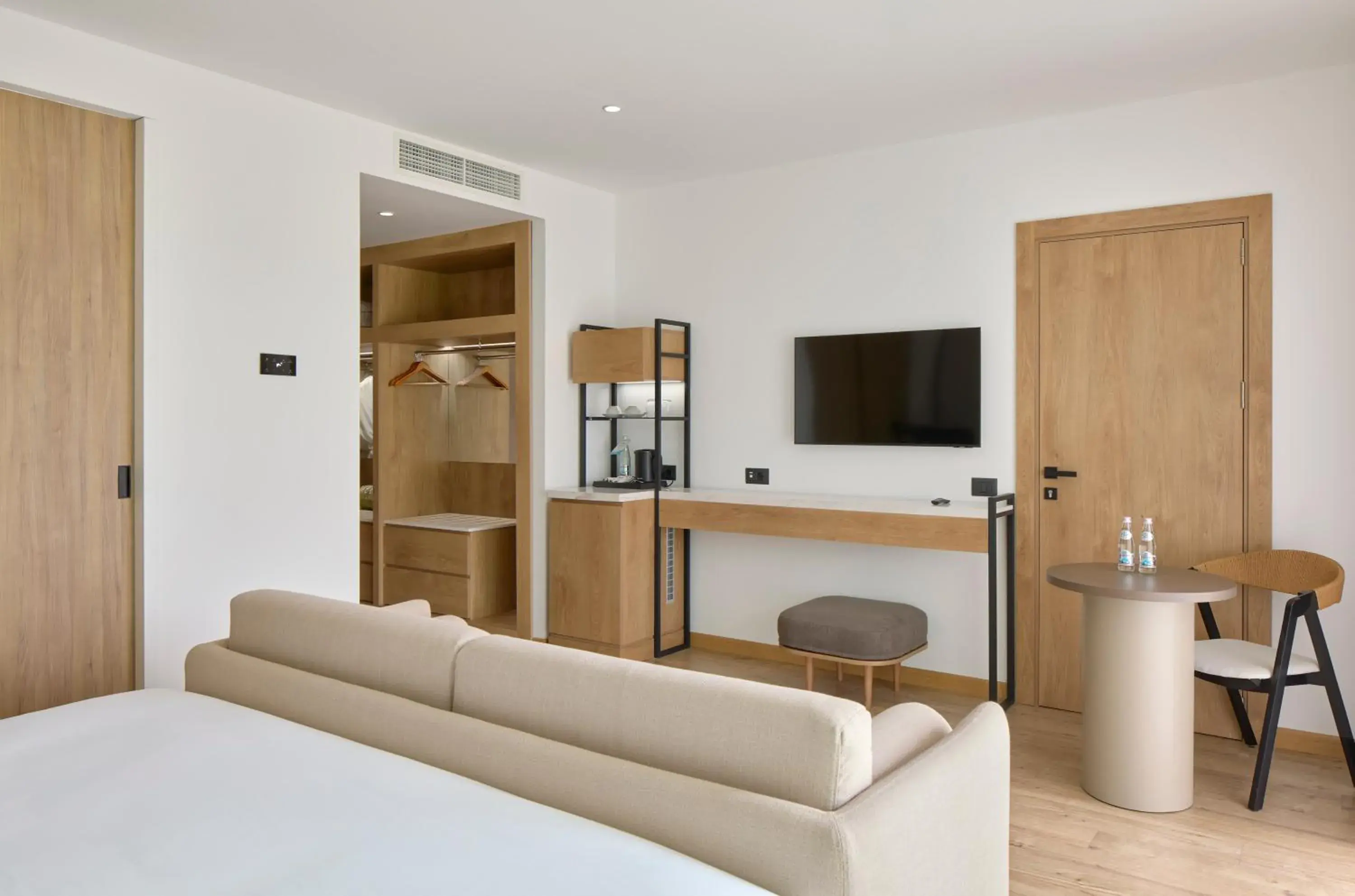 Deluxe Communicated Room in Meliá Durrës Albania Deluxe Communicated Room in Meliá Durrës Albania