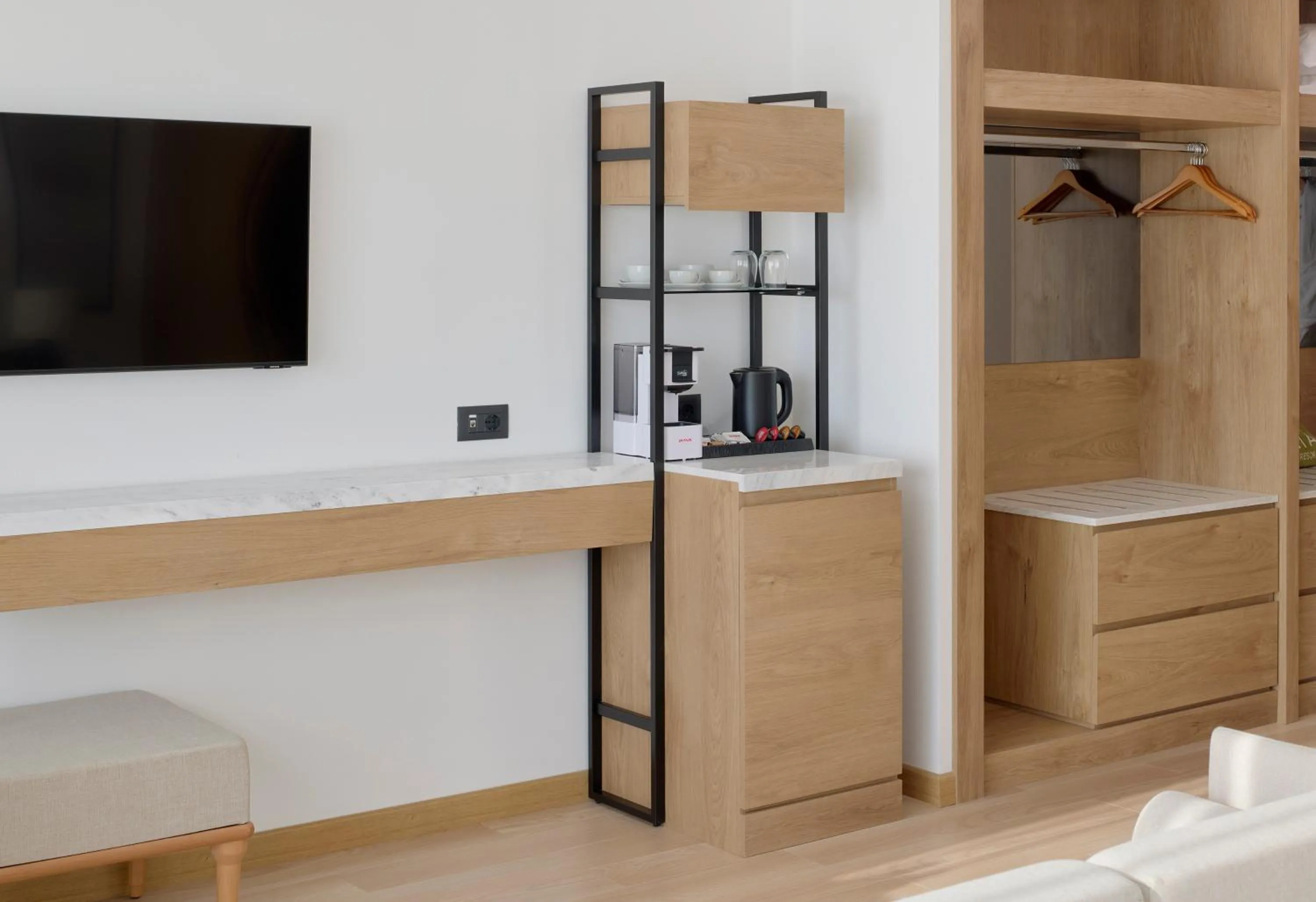 TV and multimedia, Bed in Meliá Durrës Albania