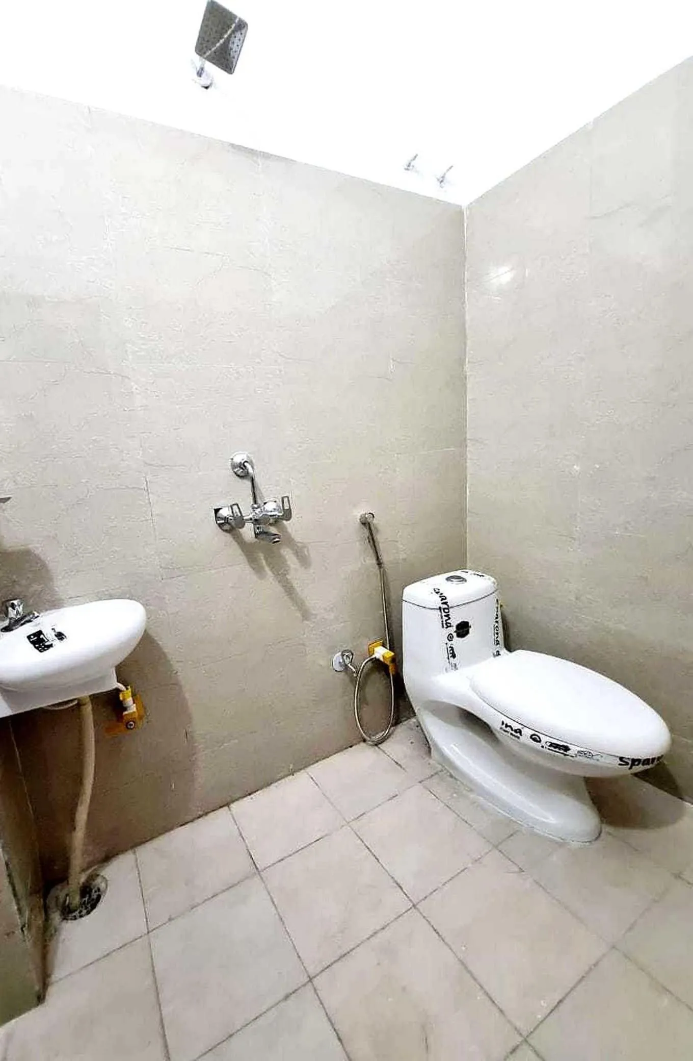 Bathroom in Hotel O S.K.GOLD