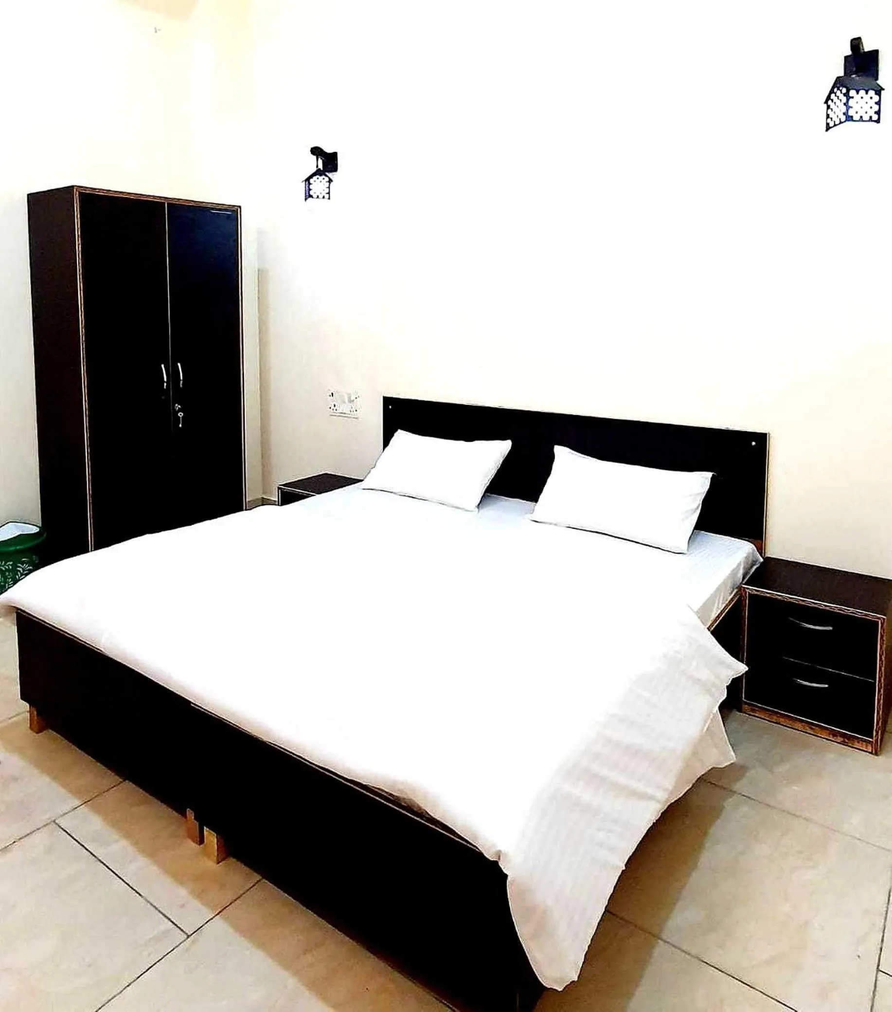 Bedroom in Hotel O S.K.GOLD