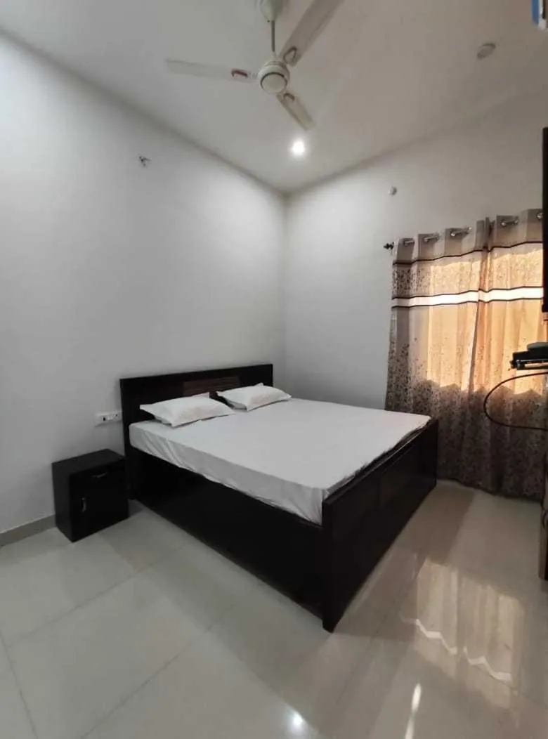 Bedroom in Hotel O S.K.GOLD