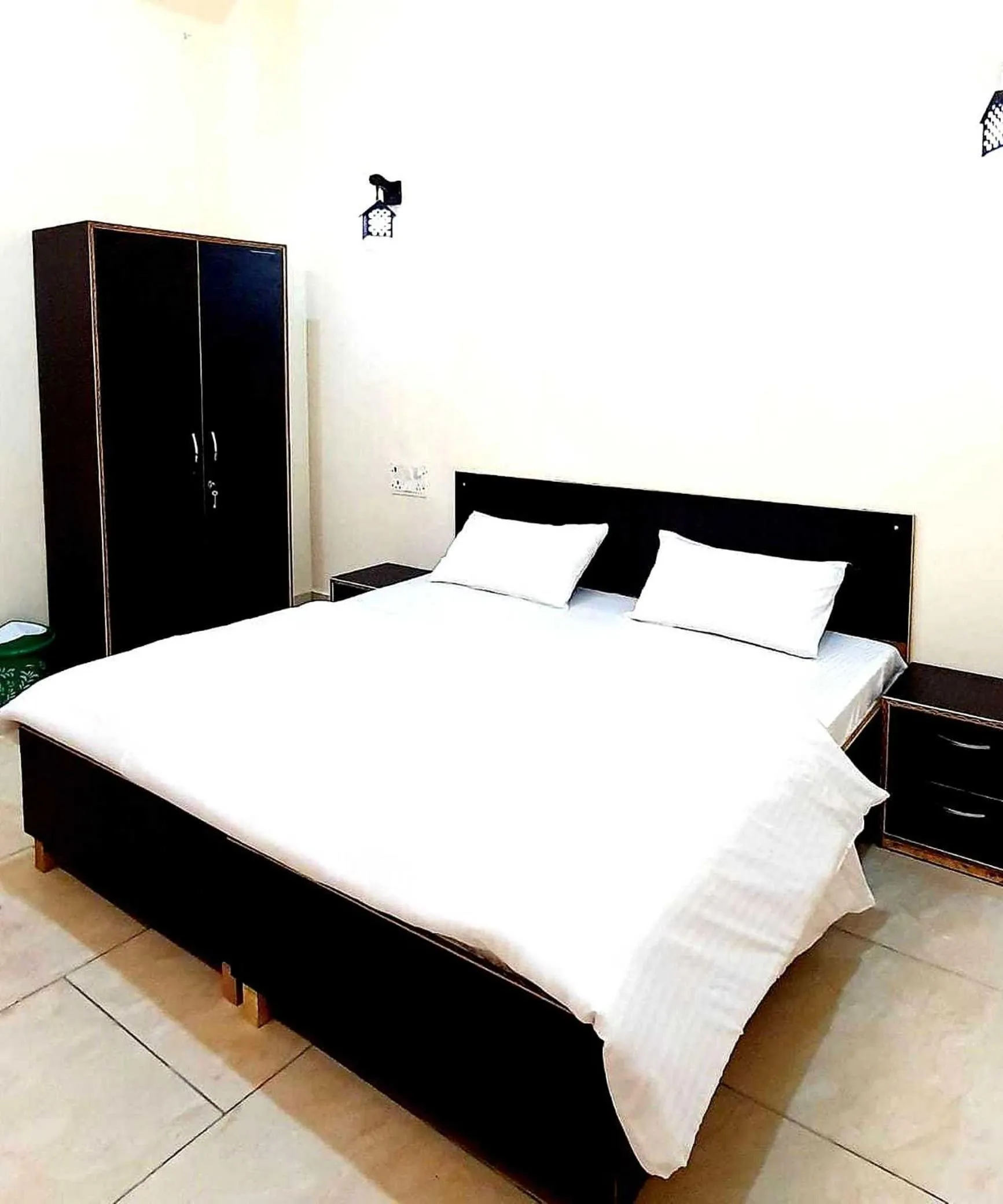 Bedroom in Hotel O S.K.GOLD