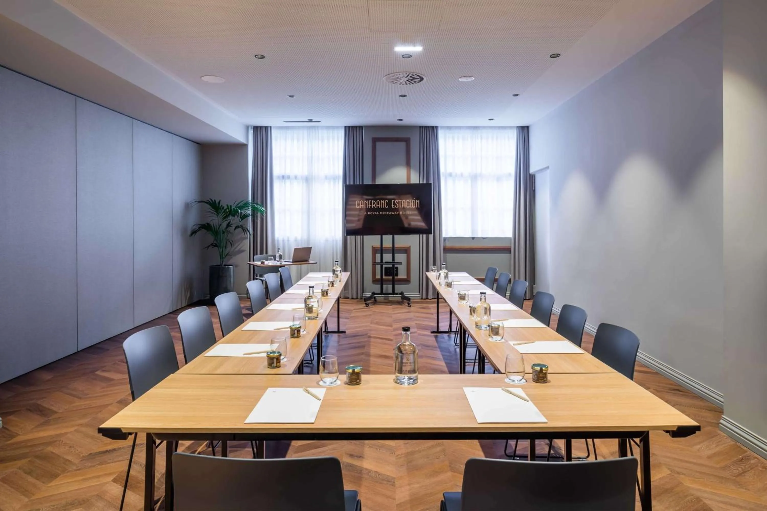Meeting/conference room in Canfranc Estación, a Royal Hideaway Hotel - Gran Lujo