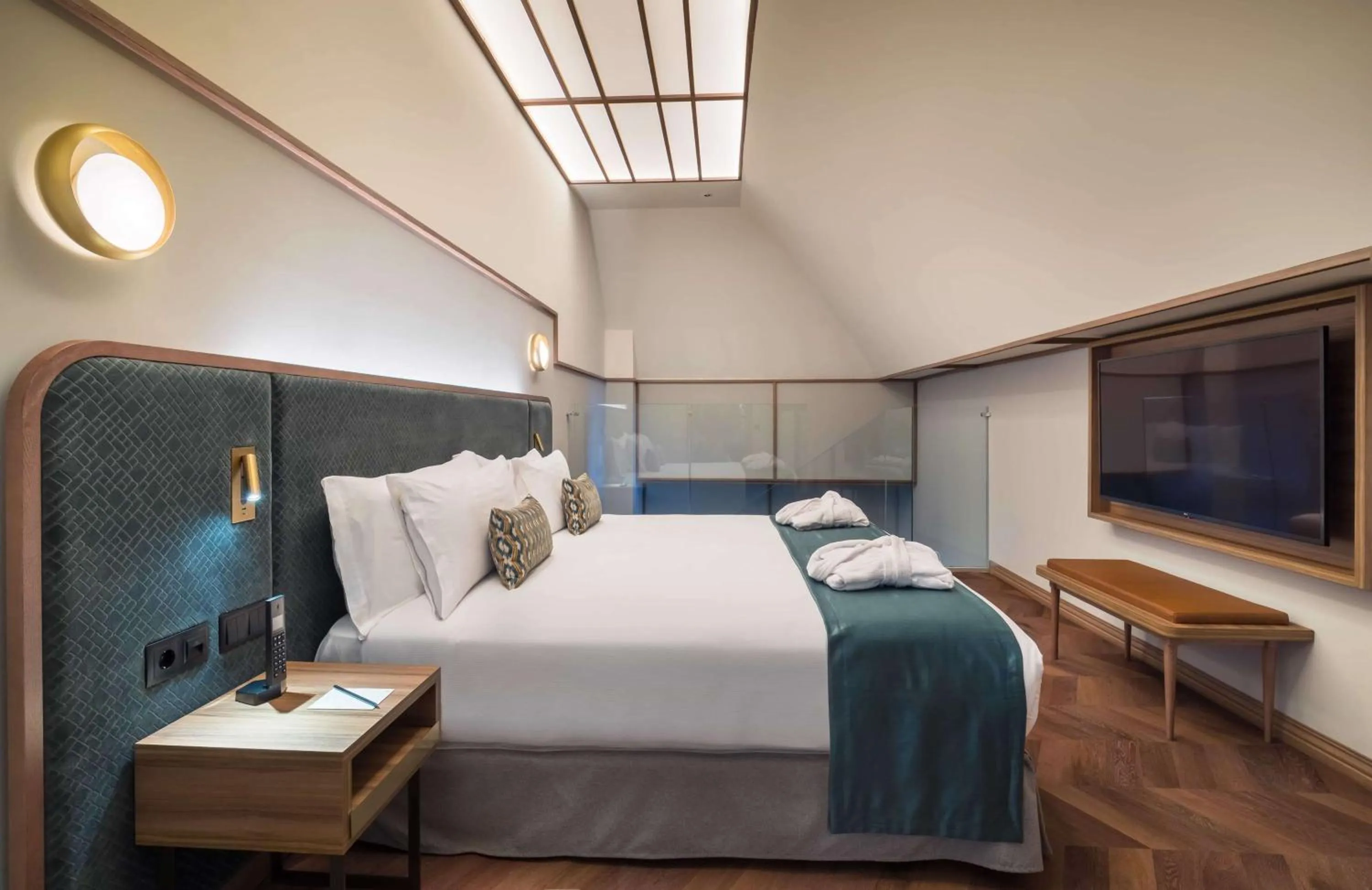 Photo of the whole room, Bed in Canfranc Estación, a Royal Hideaway Hotel - Gran Lujo