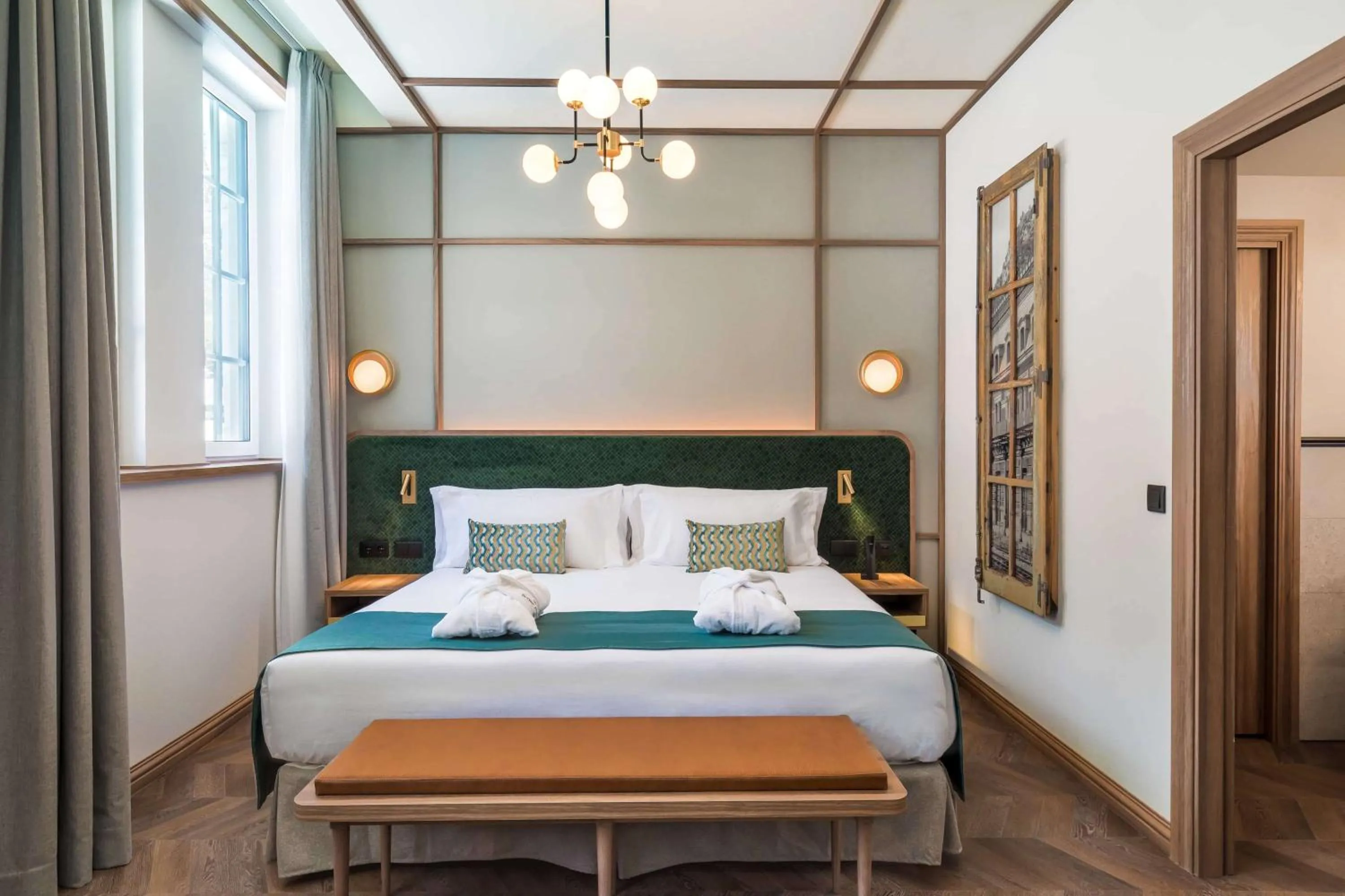 Bedroom, Bed in Canfranc Estación, a Royal Hideaway Hotel - Gran Lujo