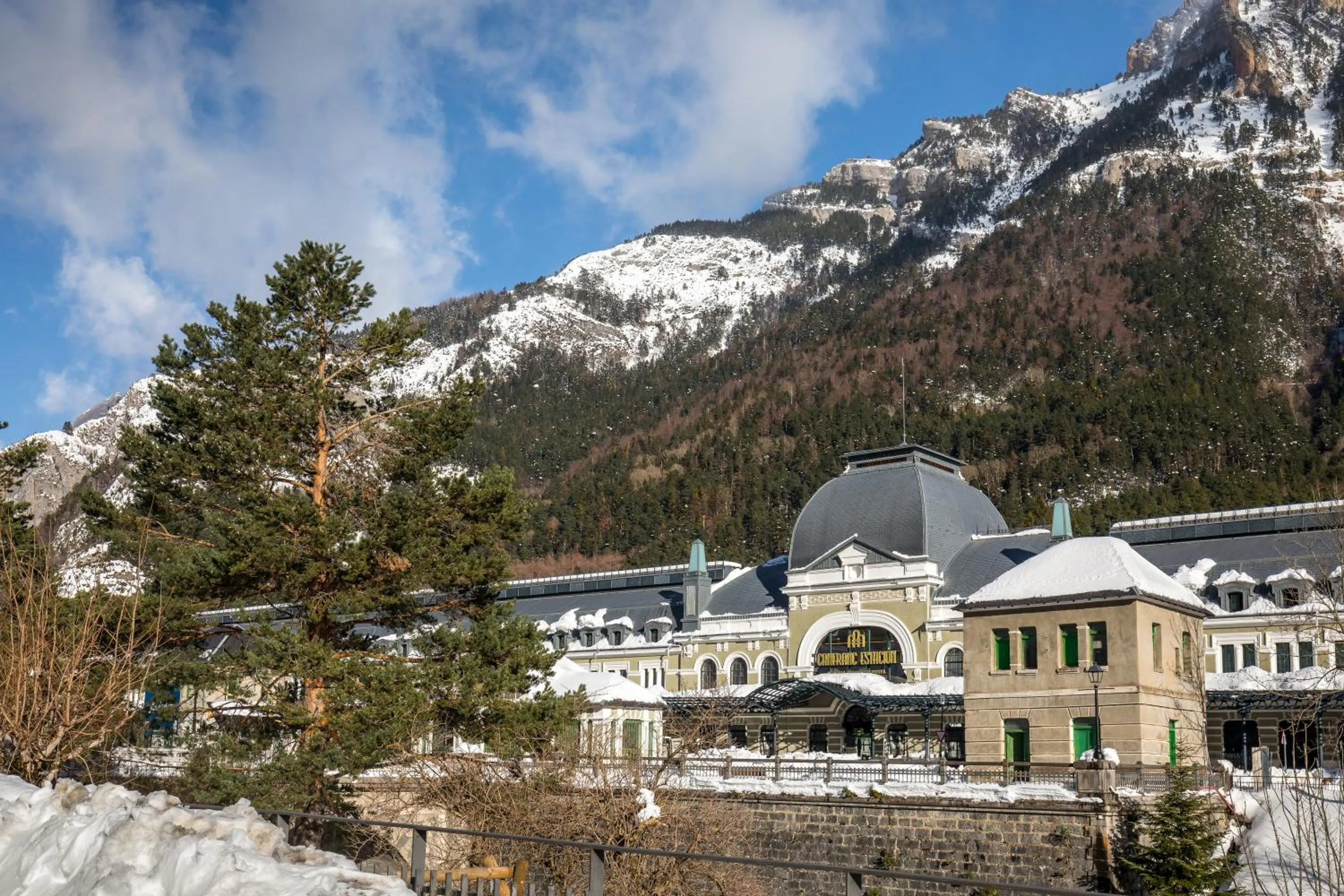 Property building in Canfranc Estación, a Royal Hideaway Hotel - Gran Lujo