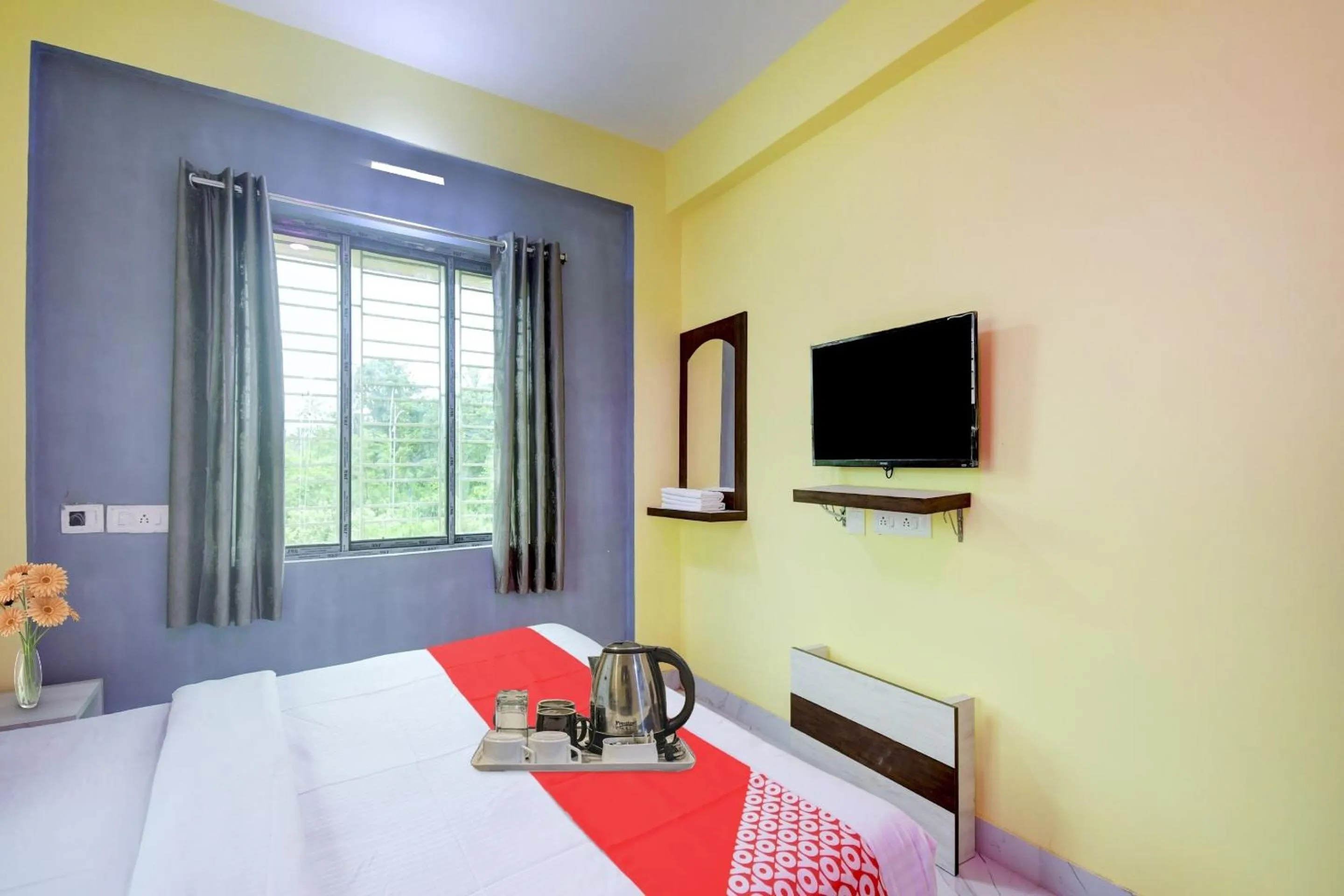 Bedroom, Bed in Hotel O 4 Friends