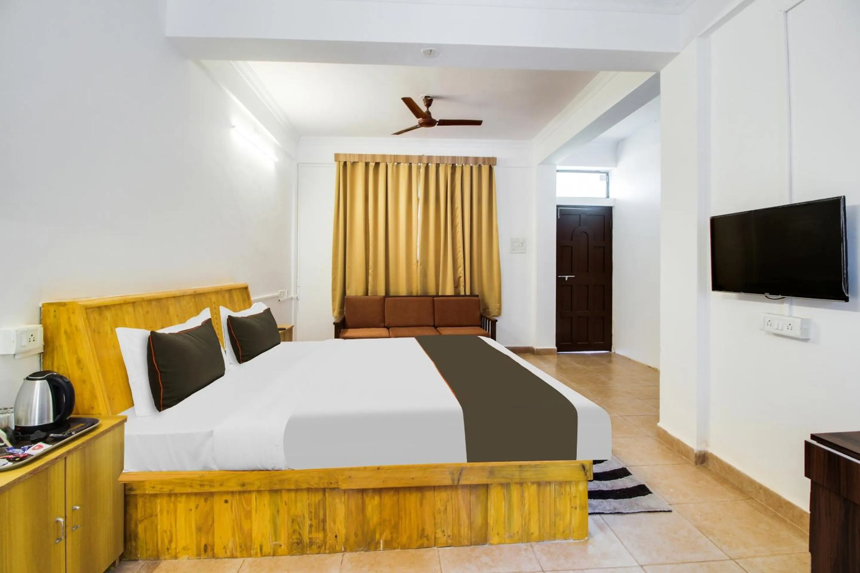 Bedroom, Bed in Collection O Bay