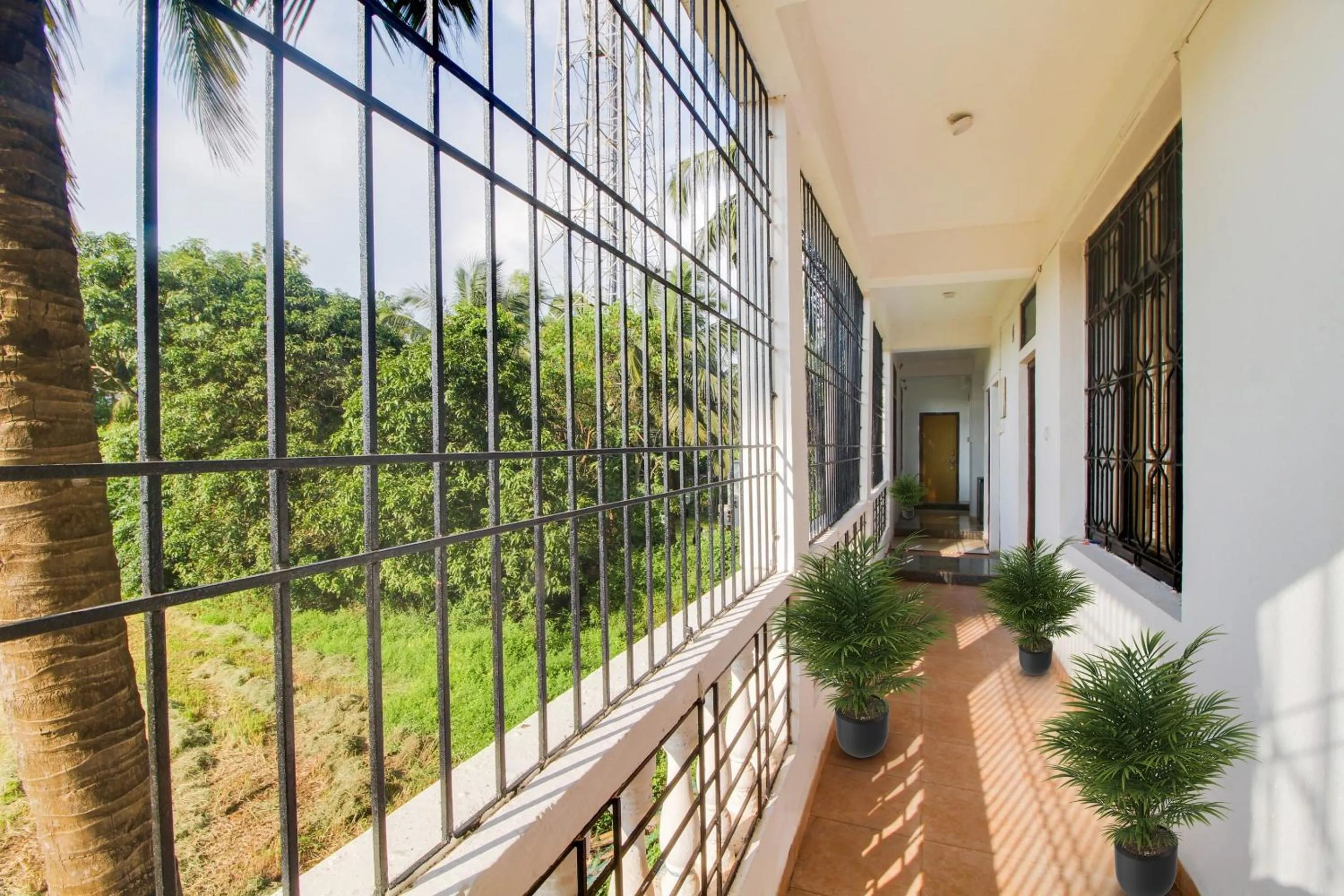 Lobby or reception in Collection O Bay