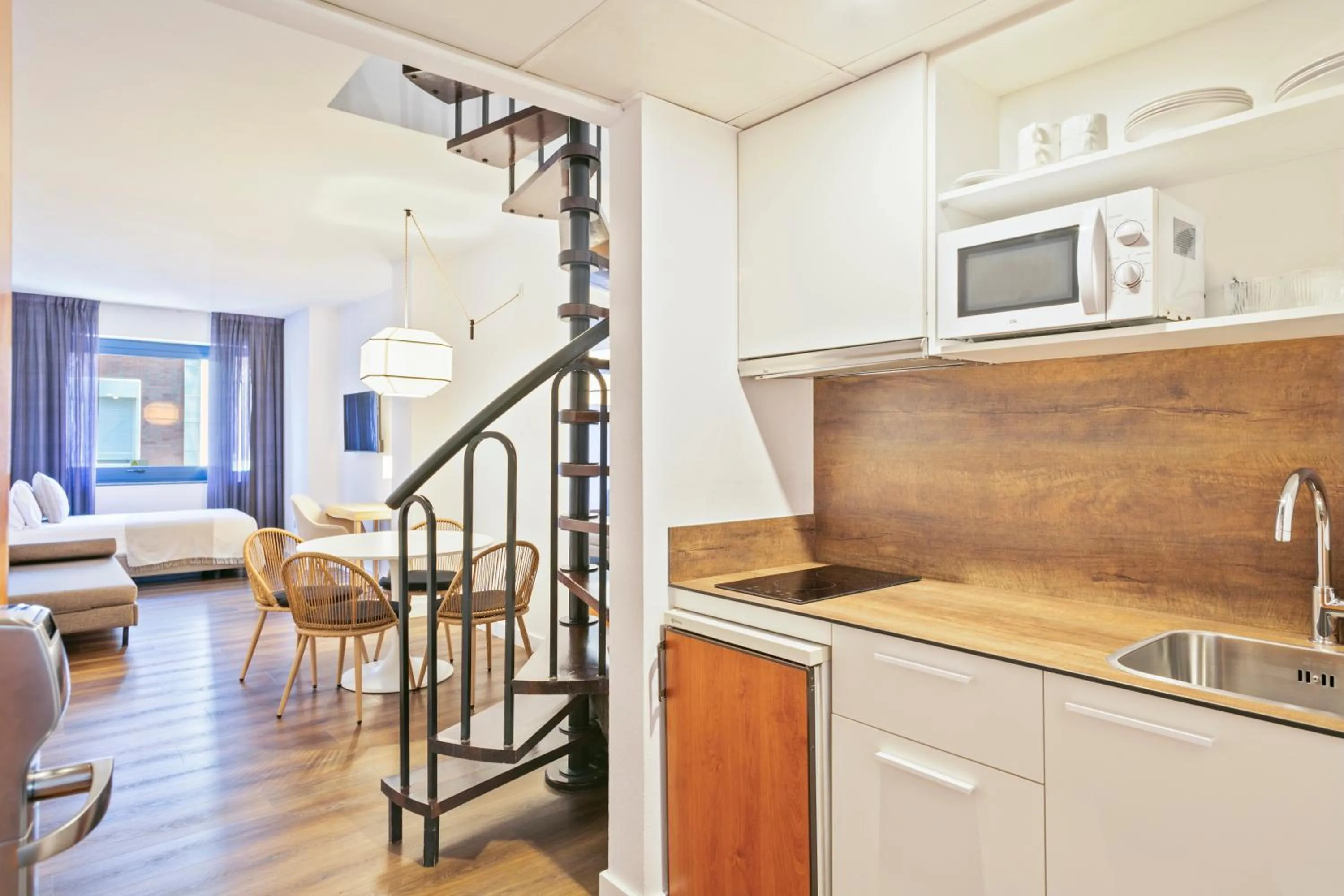 kitchen in Hotel Acta Azul Barcelona