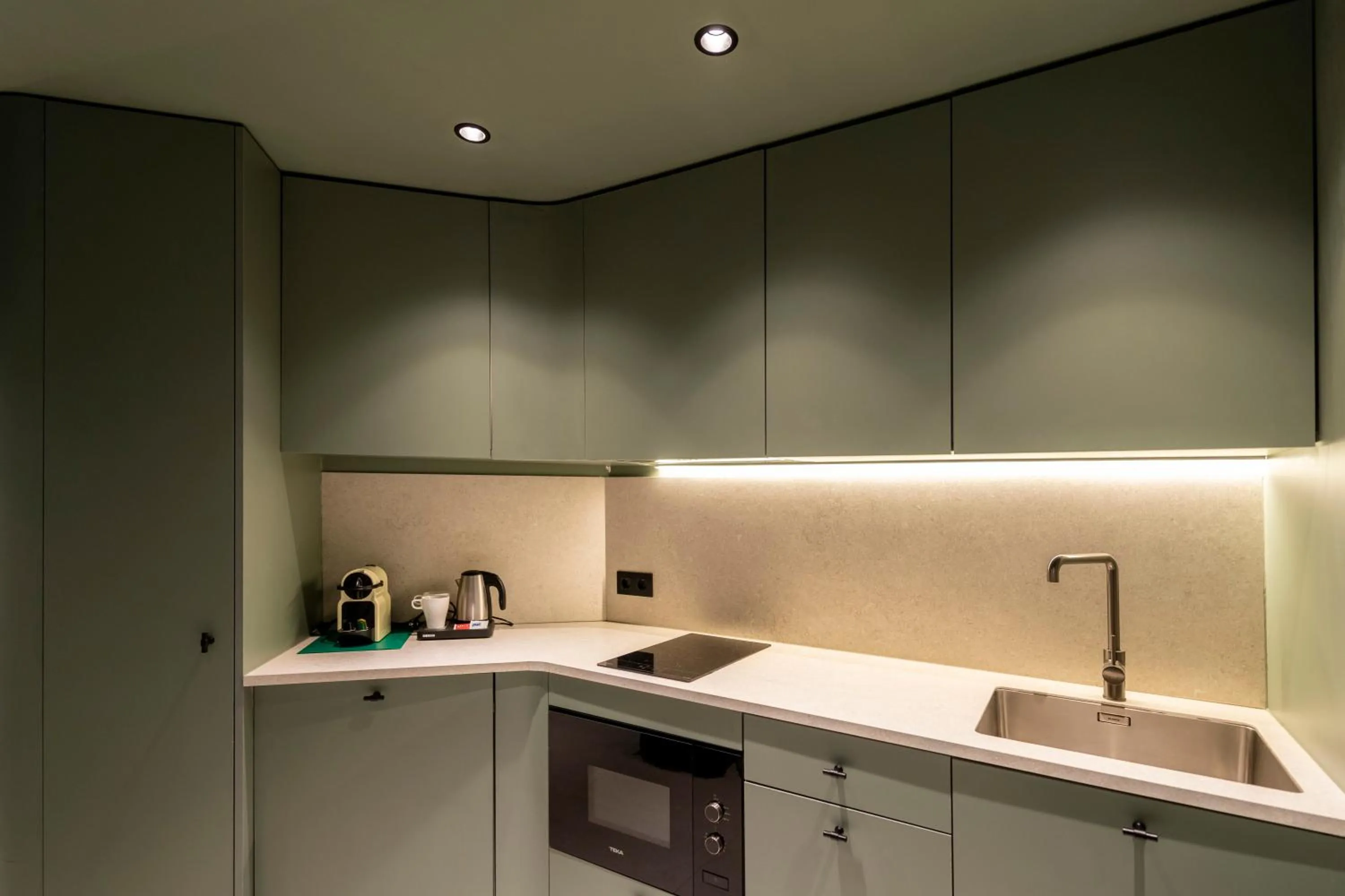 Kitchen or kitchenette in Aparthotel Atenea Calabria