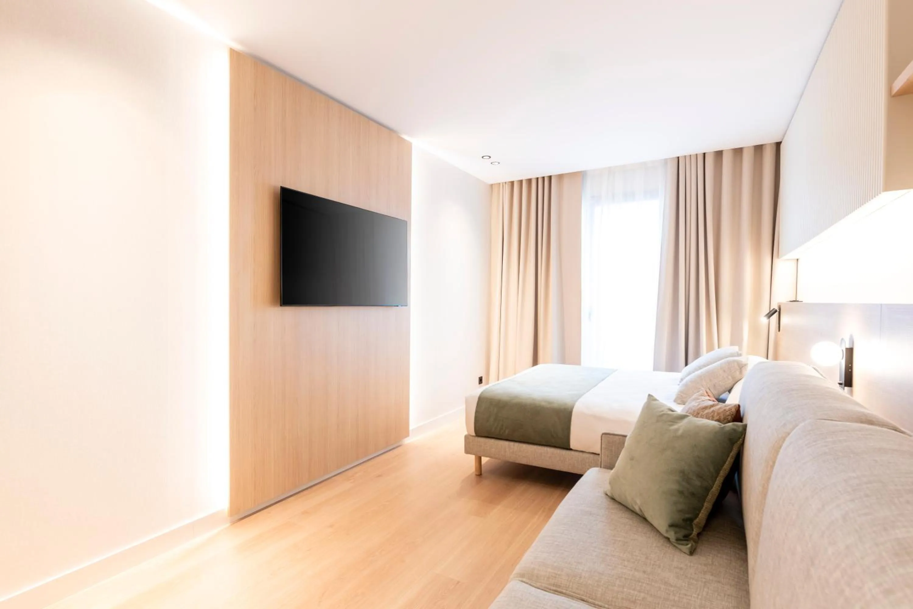 Photo of the whole room, Bed in Aparthotel Atenea Calabria