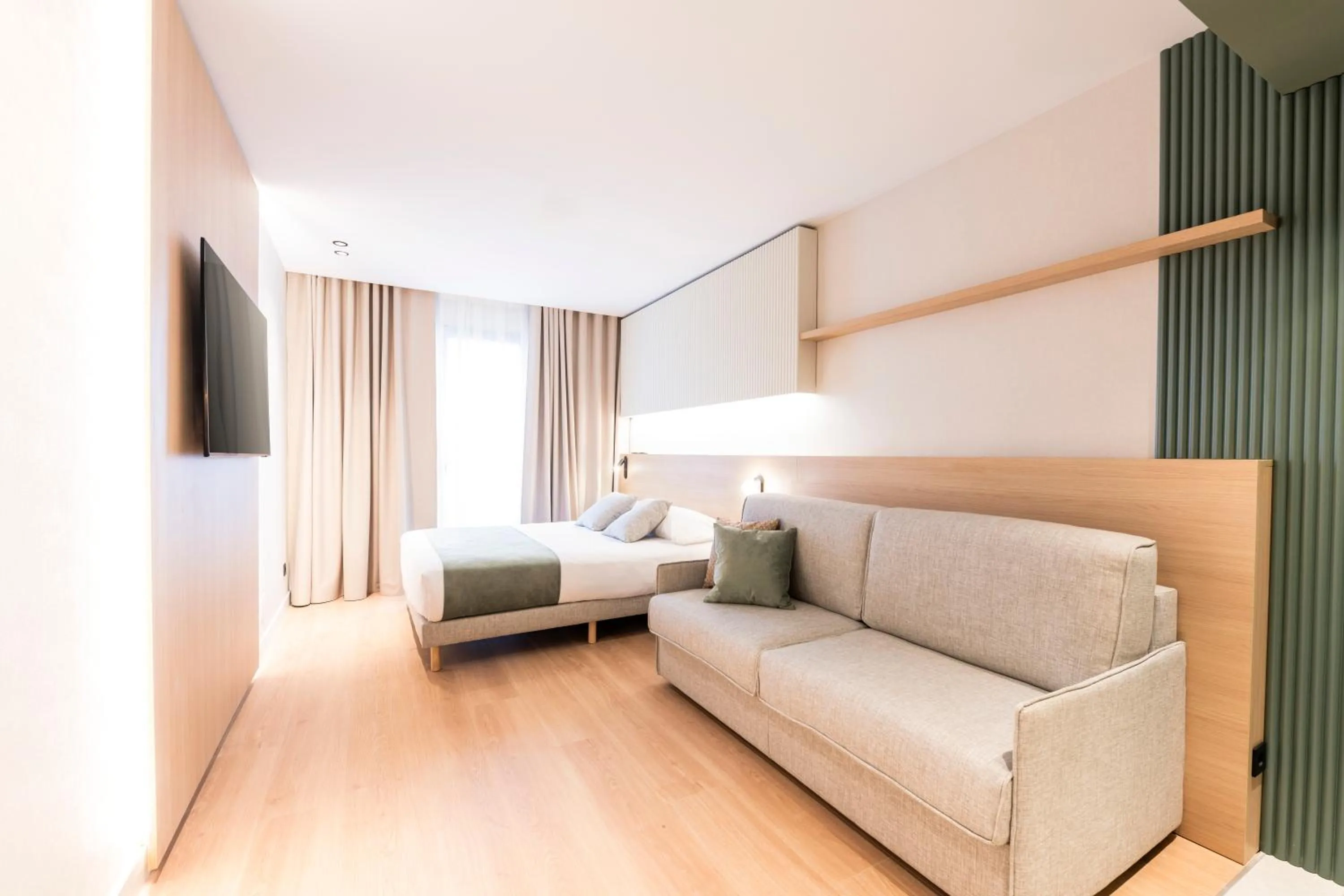 Photo of the whole room, Bed in Aparthotel Atenea Calabria