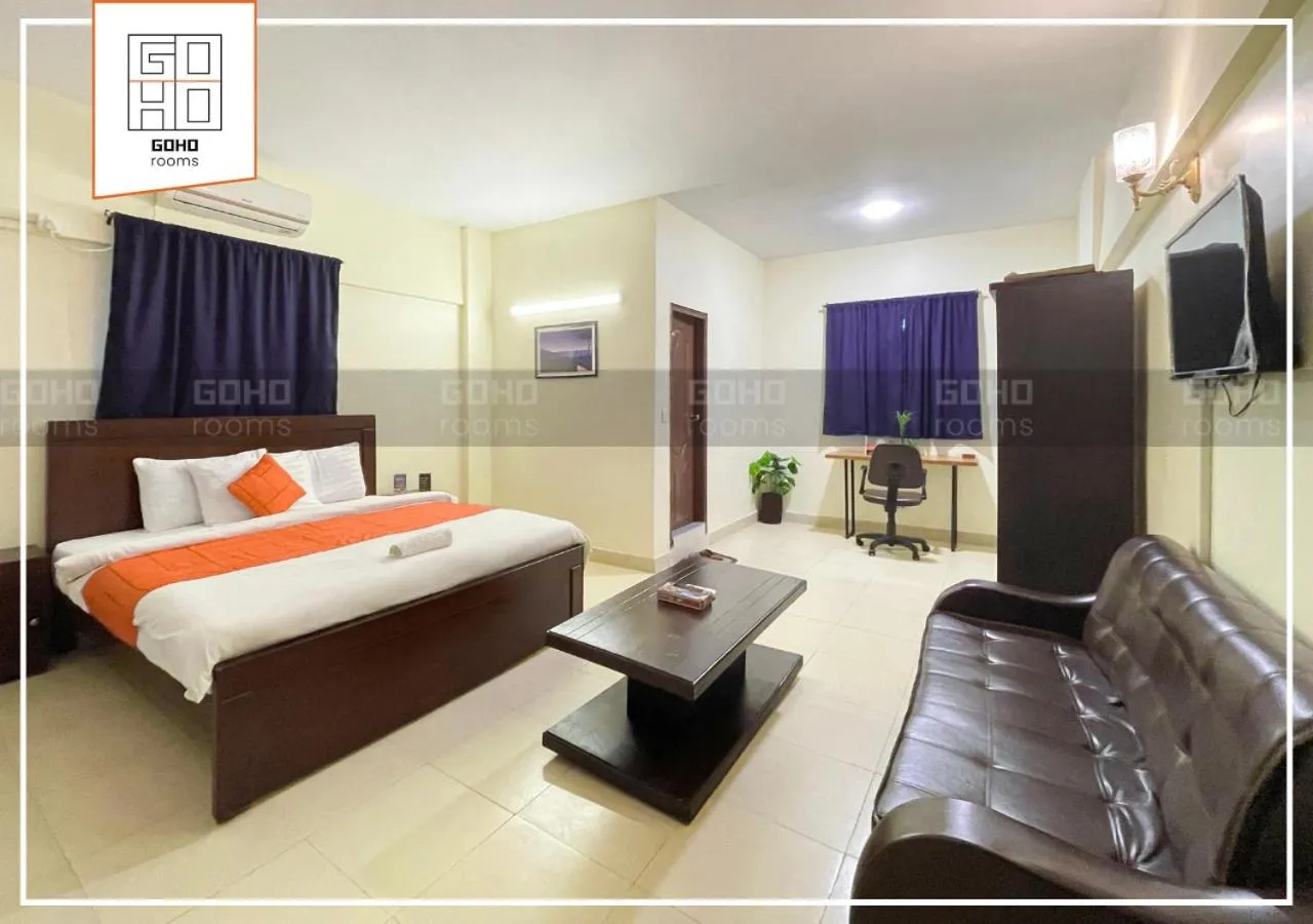 Bed in GOHO Rooms 10th Commercial