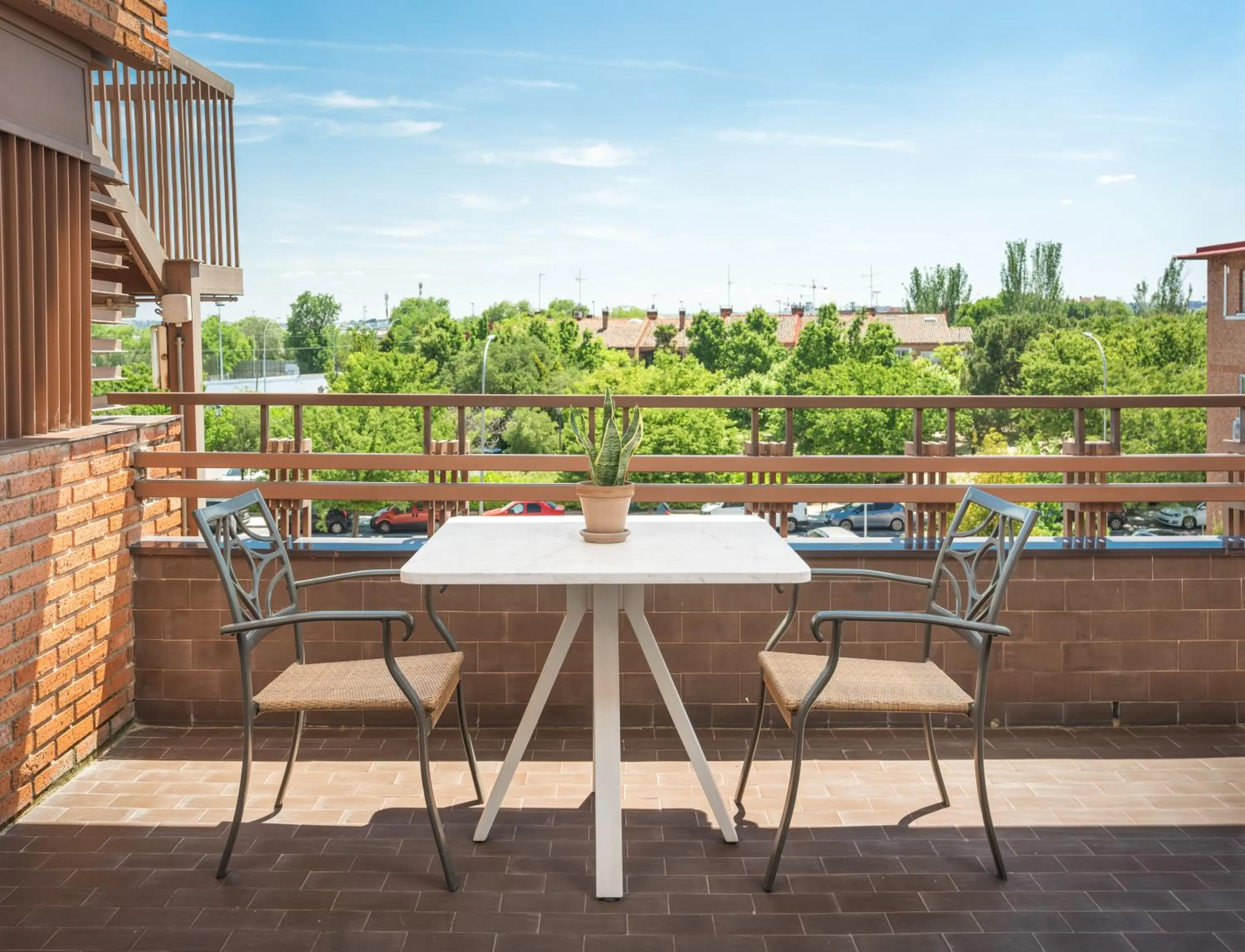 Patio in Hotel Madrid Alameda Aeropuerto, Affiliated by Meliá