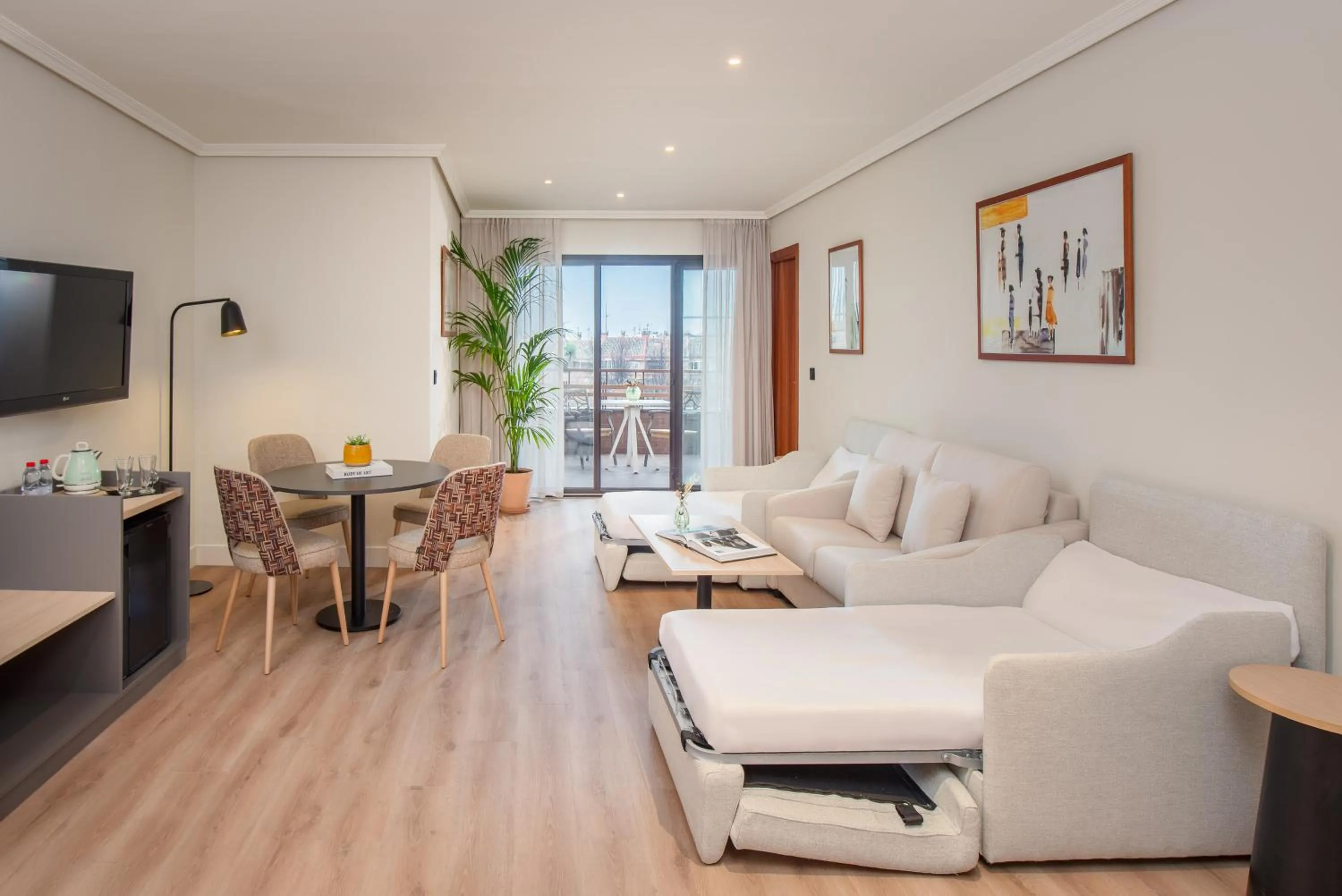 TV and multimedia in Hotel Madrid Alameda Aeropuerto, Affiliated by Meliá