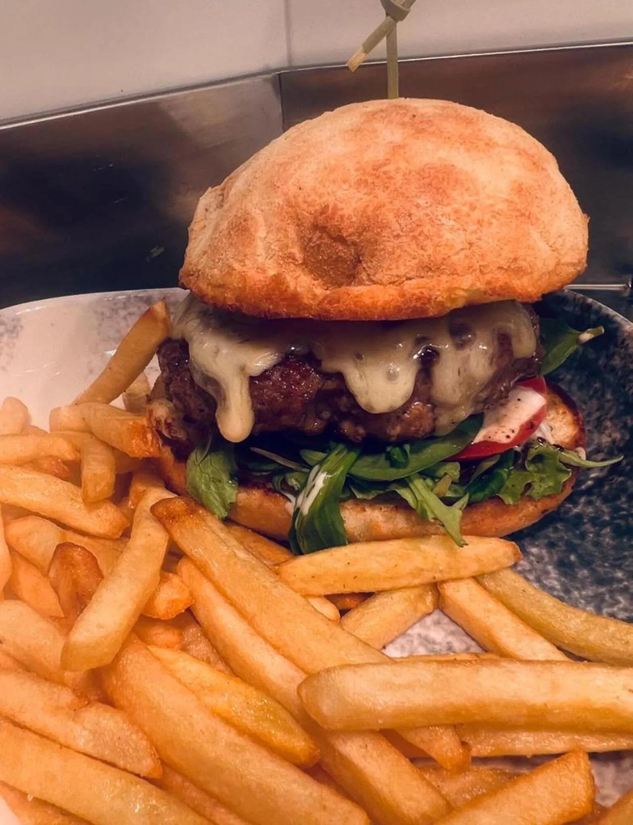 Restaurant/places to eat in HOTEL SPORTING