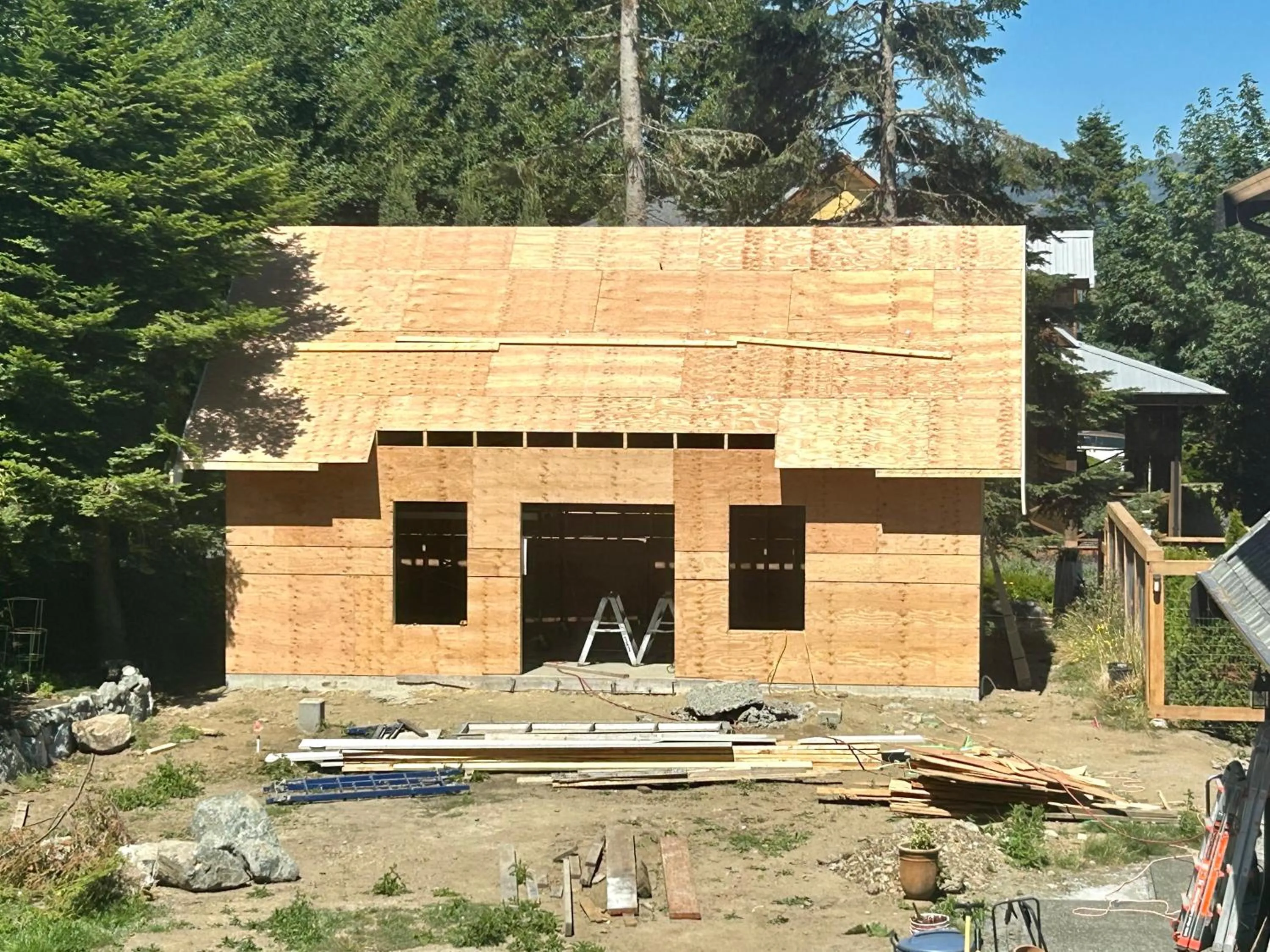 Property building in Seagull Studio Vacation Suite