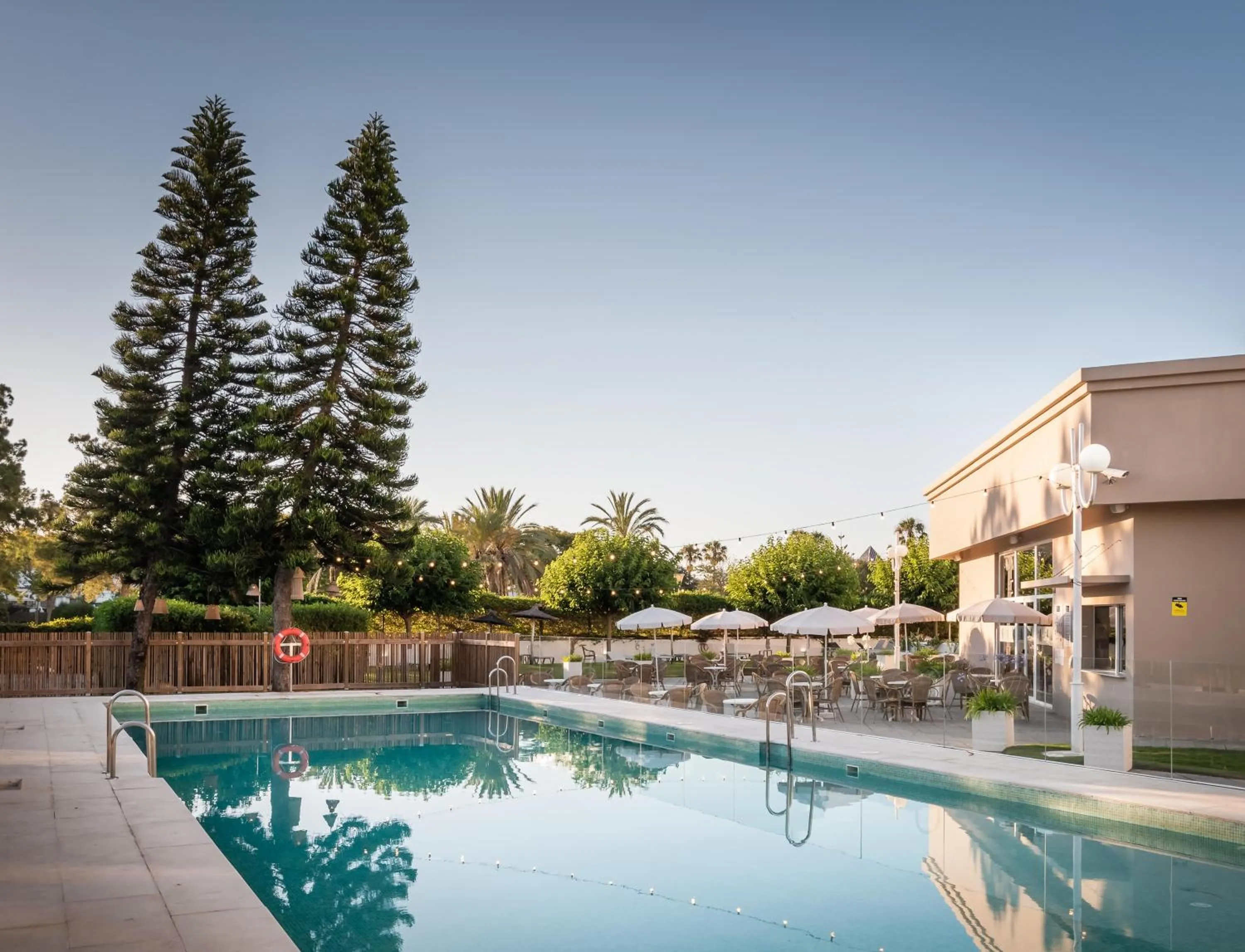 Swimming pool in ALEGRIA Costa Ballena Aquafun